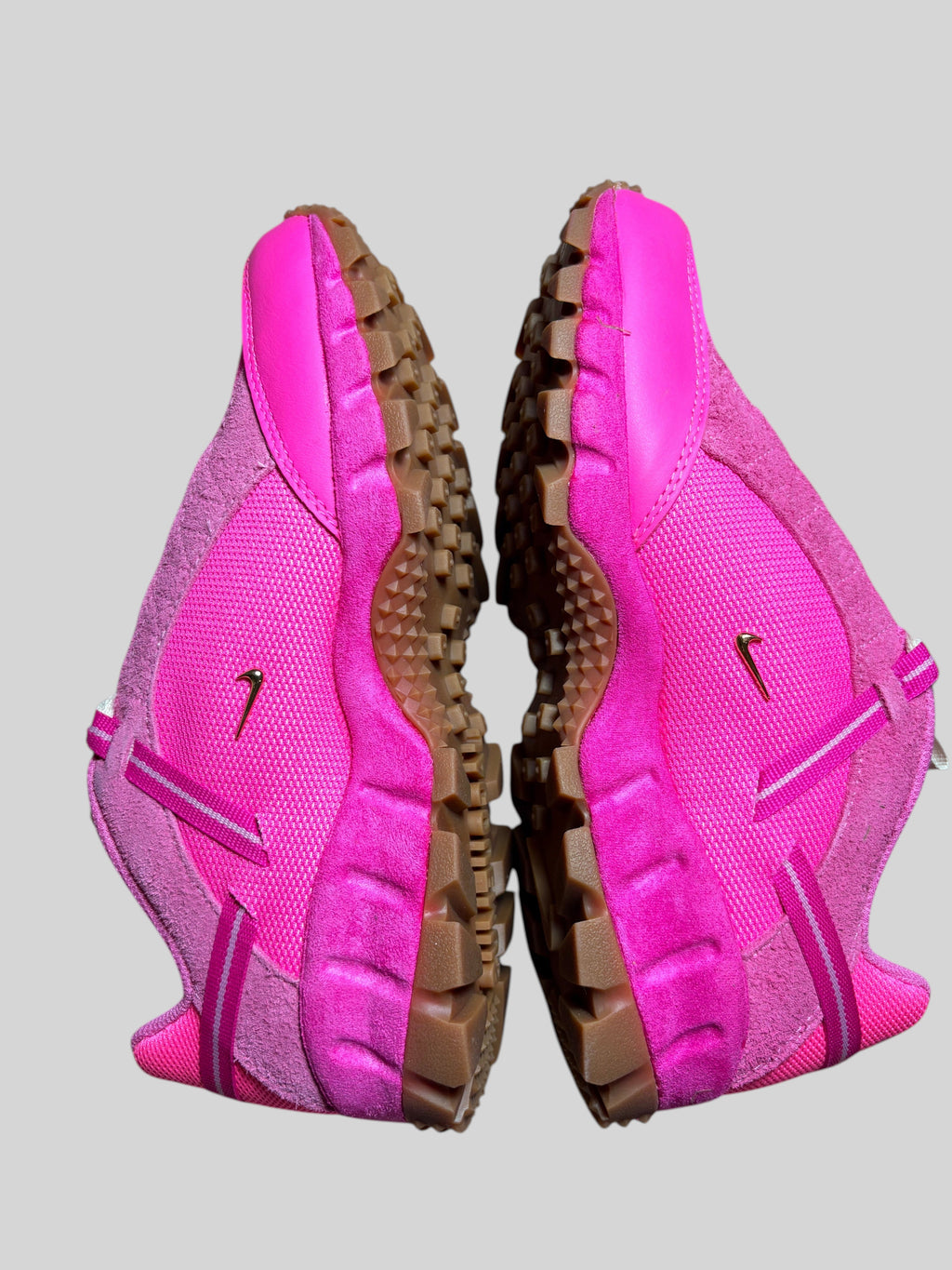 Nike Air Humara LX x Jacquemus "Pink Flash" – Taille 37,5 NIKE