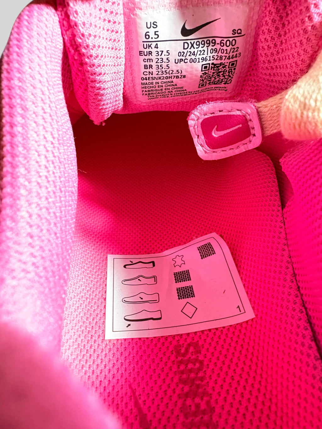 Nike Air Humara LX x Jacquemus "Pink Flash" – Taille 37,5 NIKE