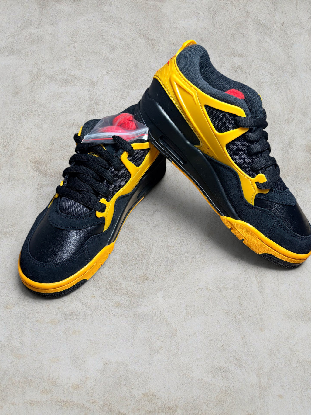 Air Jordan 4 RM "Bruce Lee" – Black / Del Sol (Neuf)