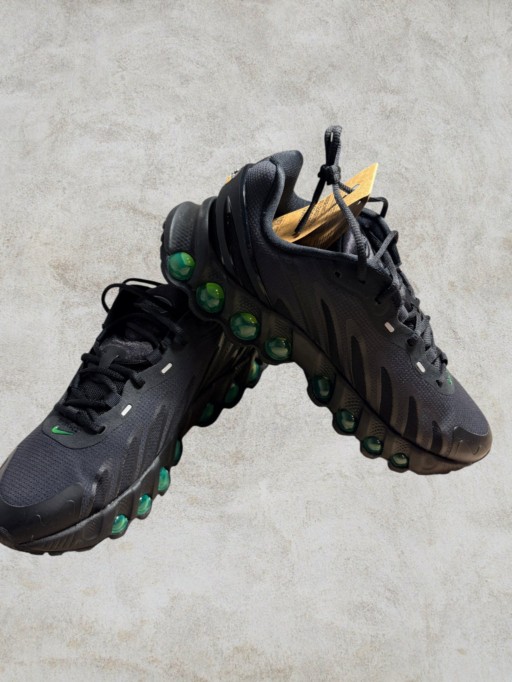 Nike Air Max Plus TN Glow in the Dark – Neuve (Boîte sans couvercle)