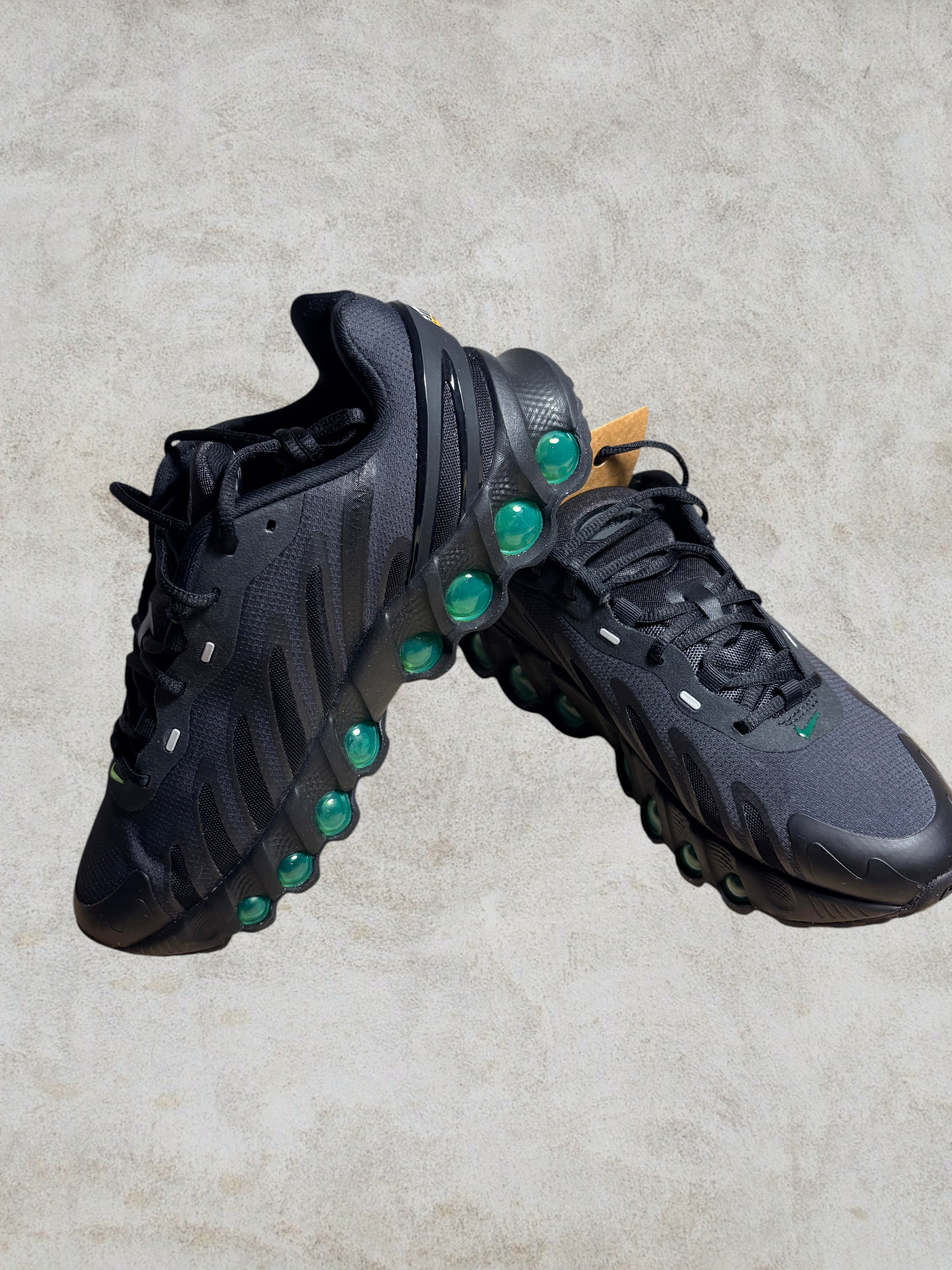 Nike Air Max Plus TN Glow in the Dark – Neuve (Boîte sans couvercle)