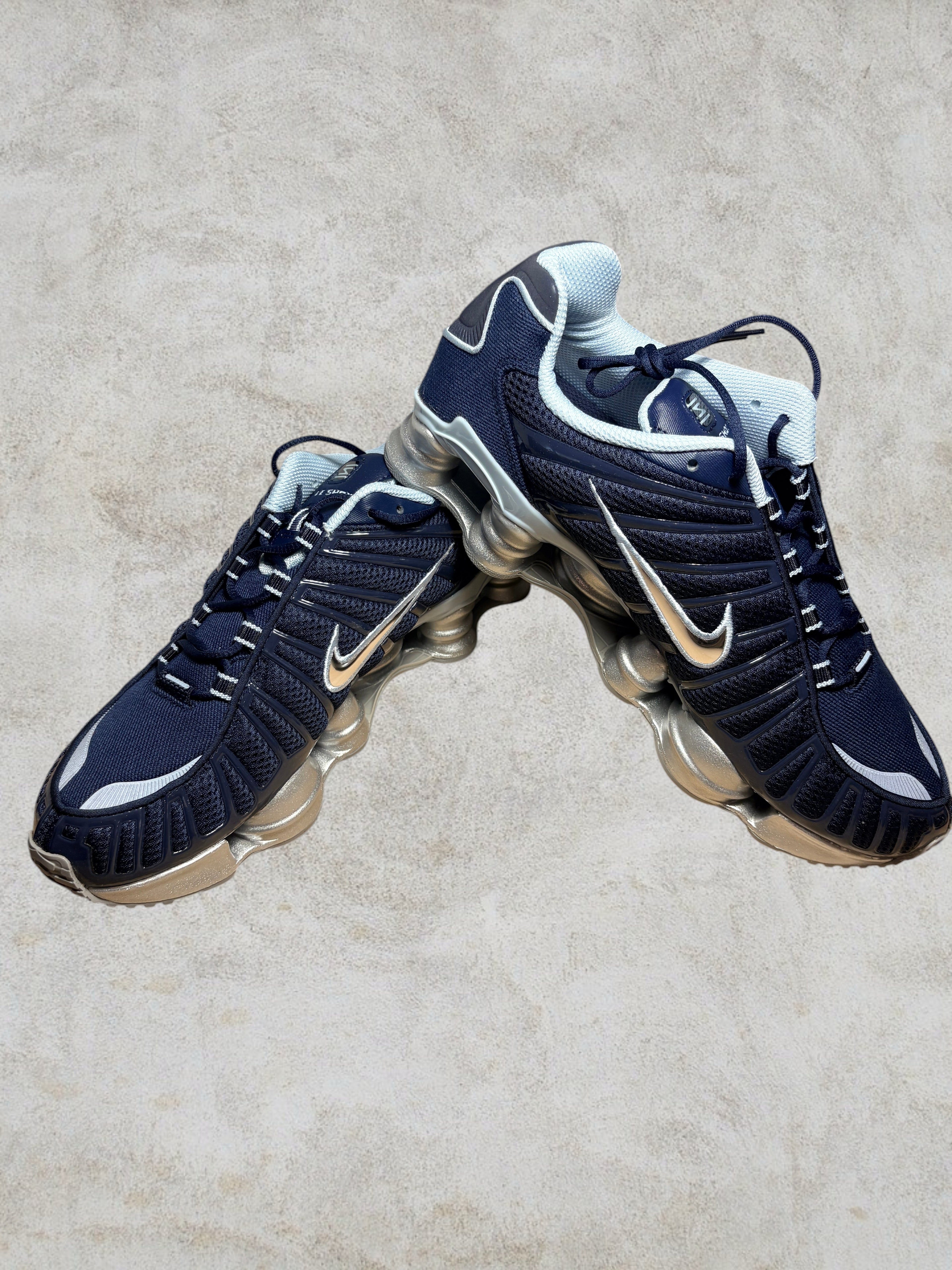 Nike Shox TL Obsidian Metallic Platinum – 45.5 – Neuve