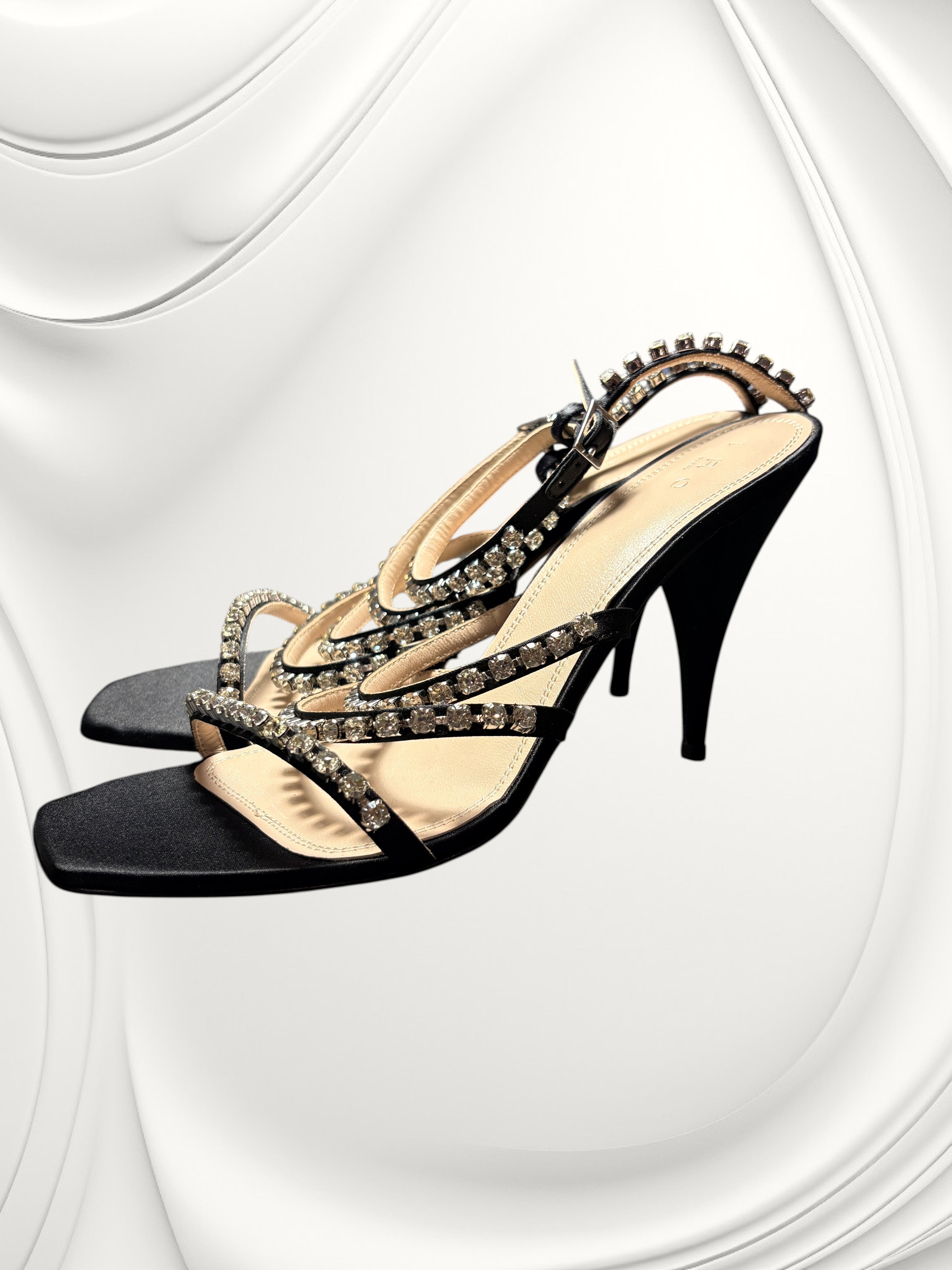 Sandales à talons en cuir et strass "Goody" – Noir