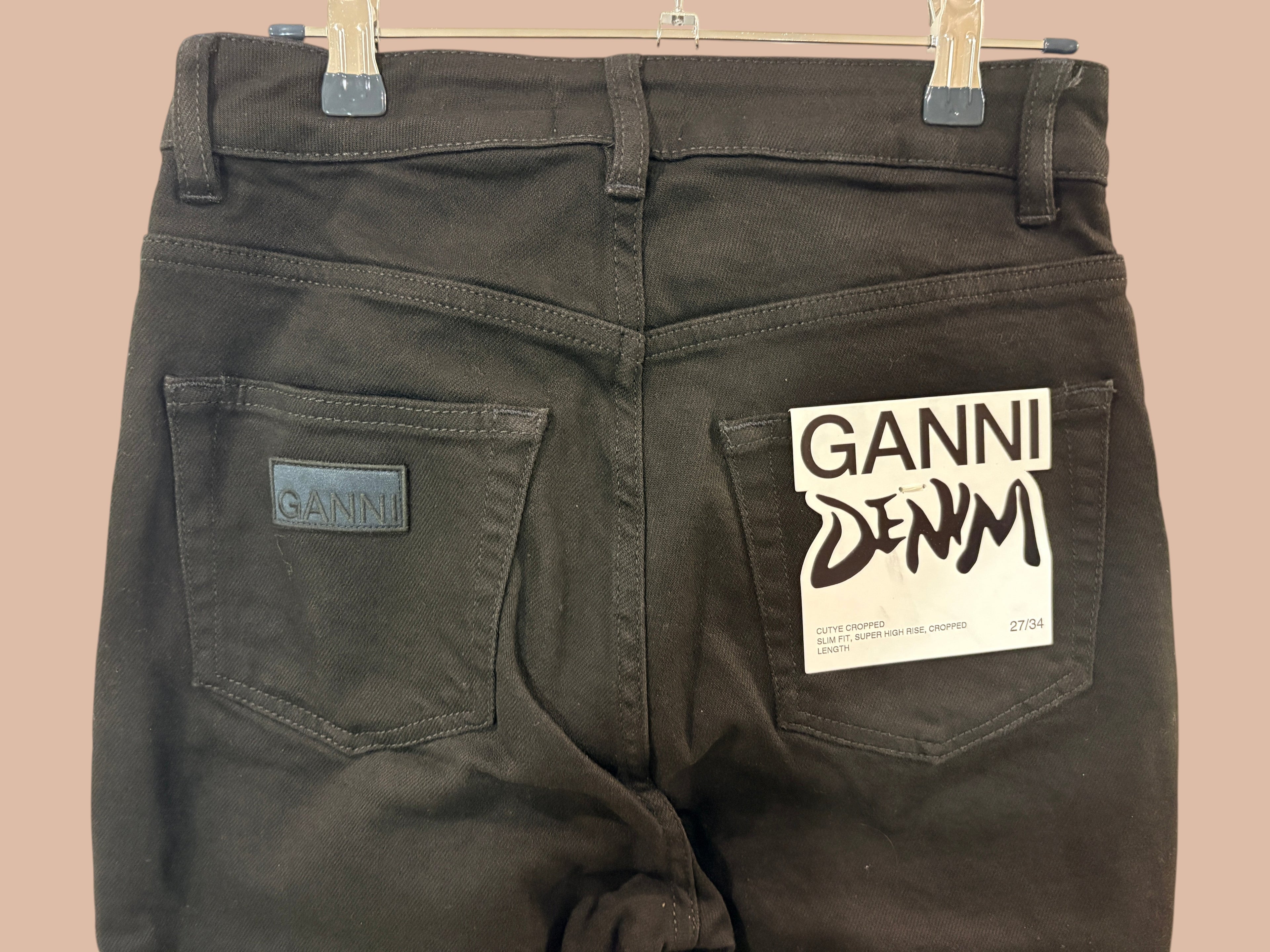 Jean Droit GANNI « Comfort Stretch » W27 / L34 – Noir – Neuf avec Étiquette