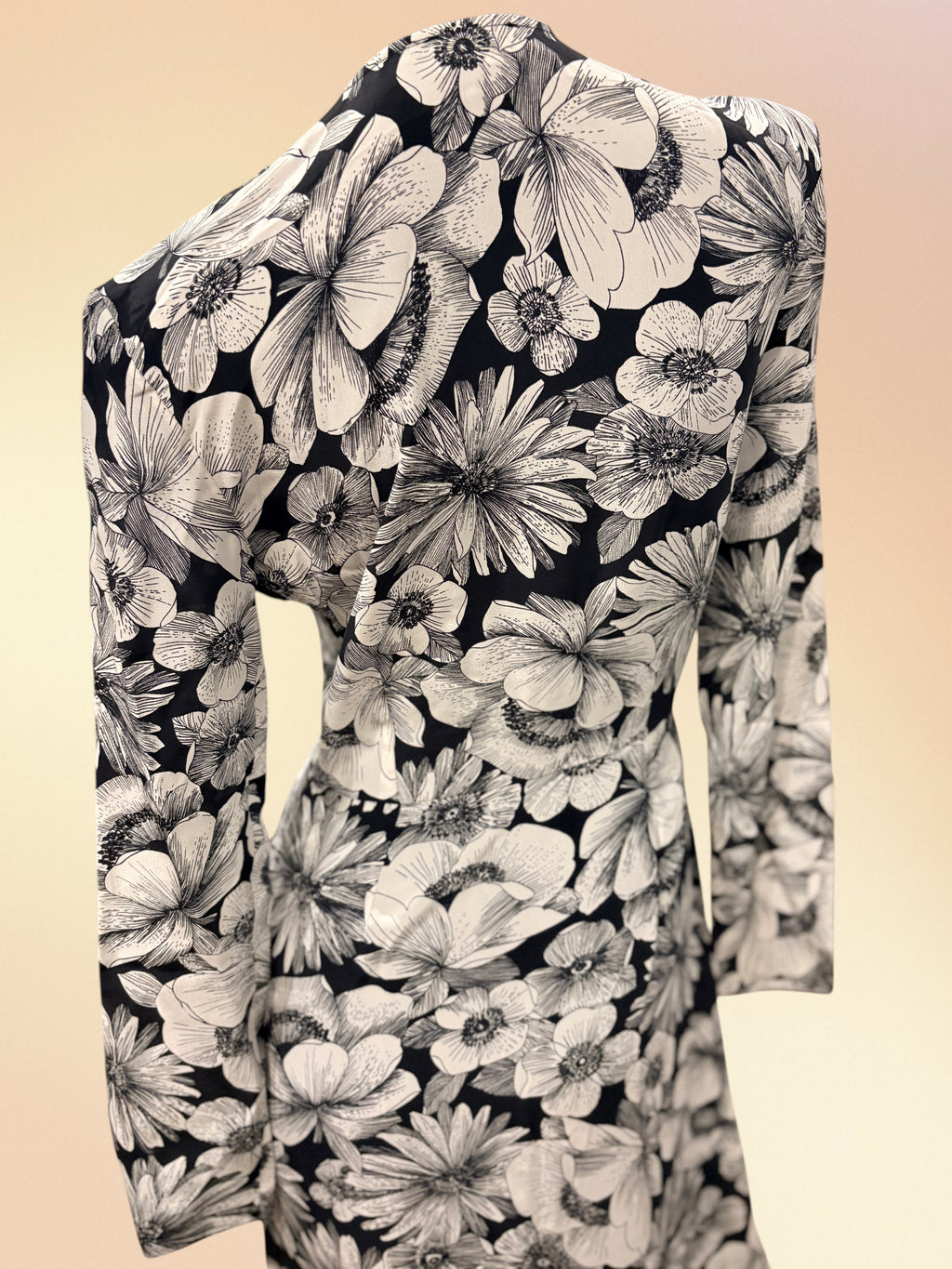 Robe Maxi en Soie Imprimé Floral Noir & Blanc – The Kooples