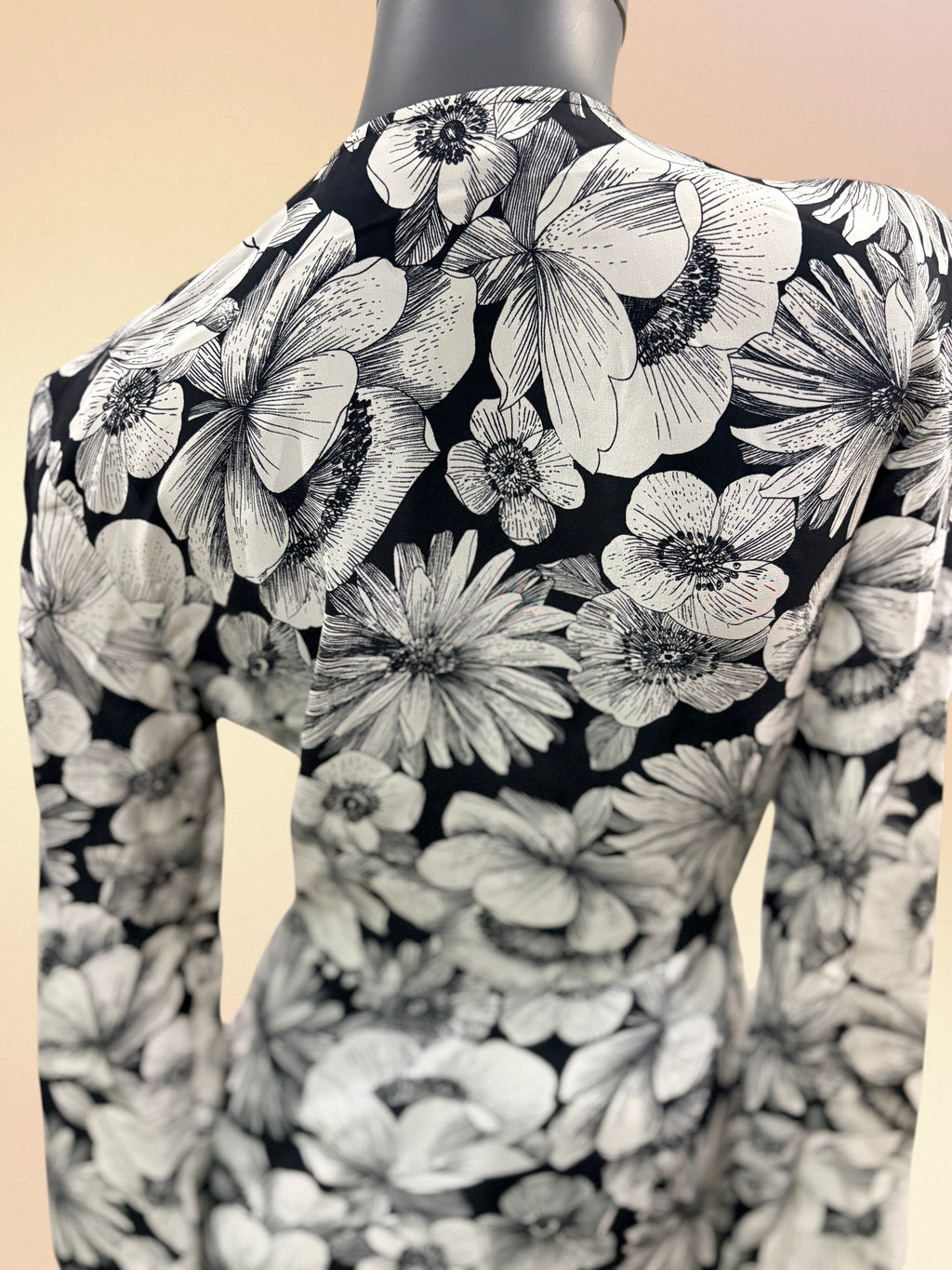 Robe Maxi en Soie Imprimé Floral Noir & Blanc – The Kooples