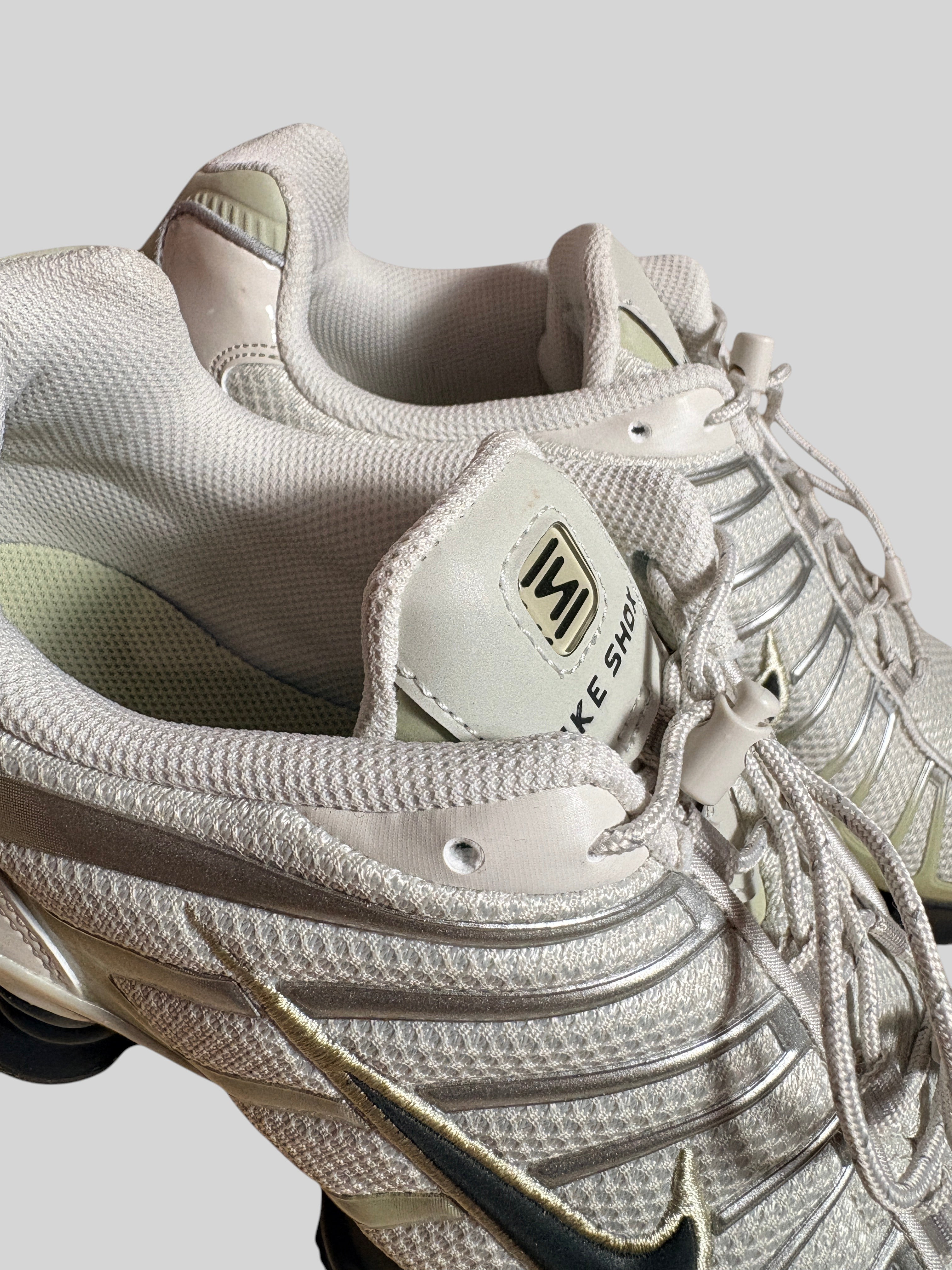Nike Shox TL "Olive Aura / Light Bone" - Taille 43 (Mixte) NIKE
