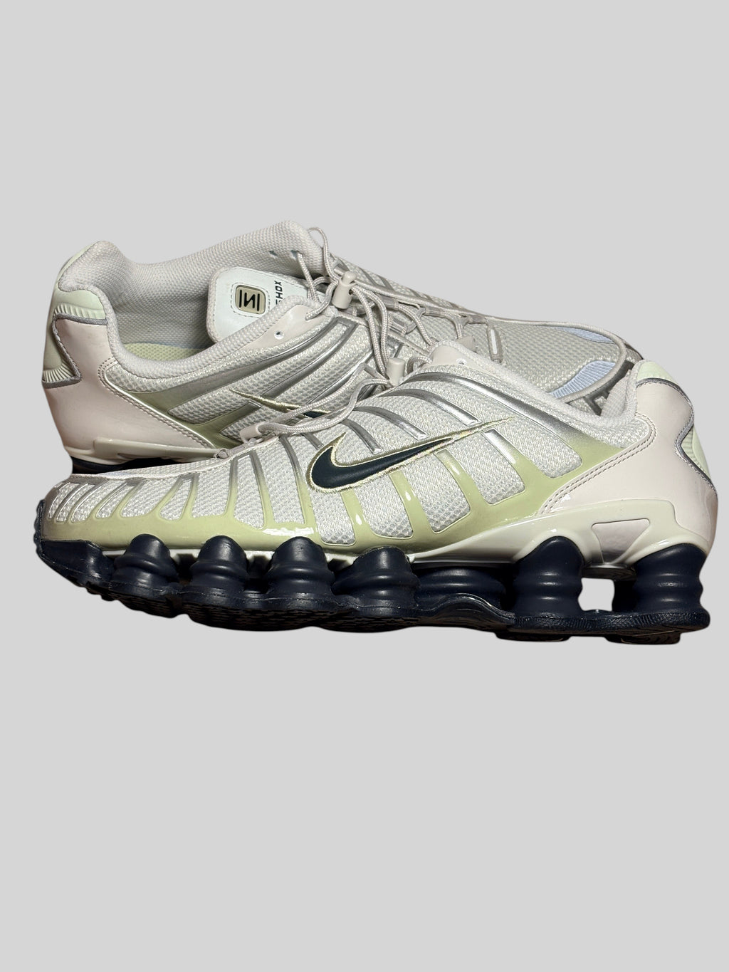 Nike Shox TL "Olive Aura / Light Bone" - Taille 43 (Mixte) NIKE