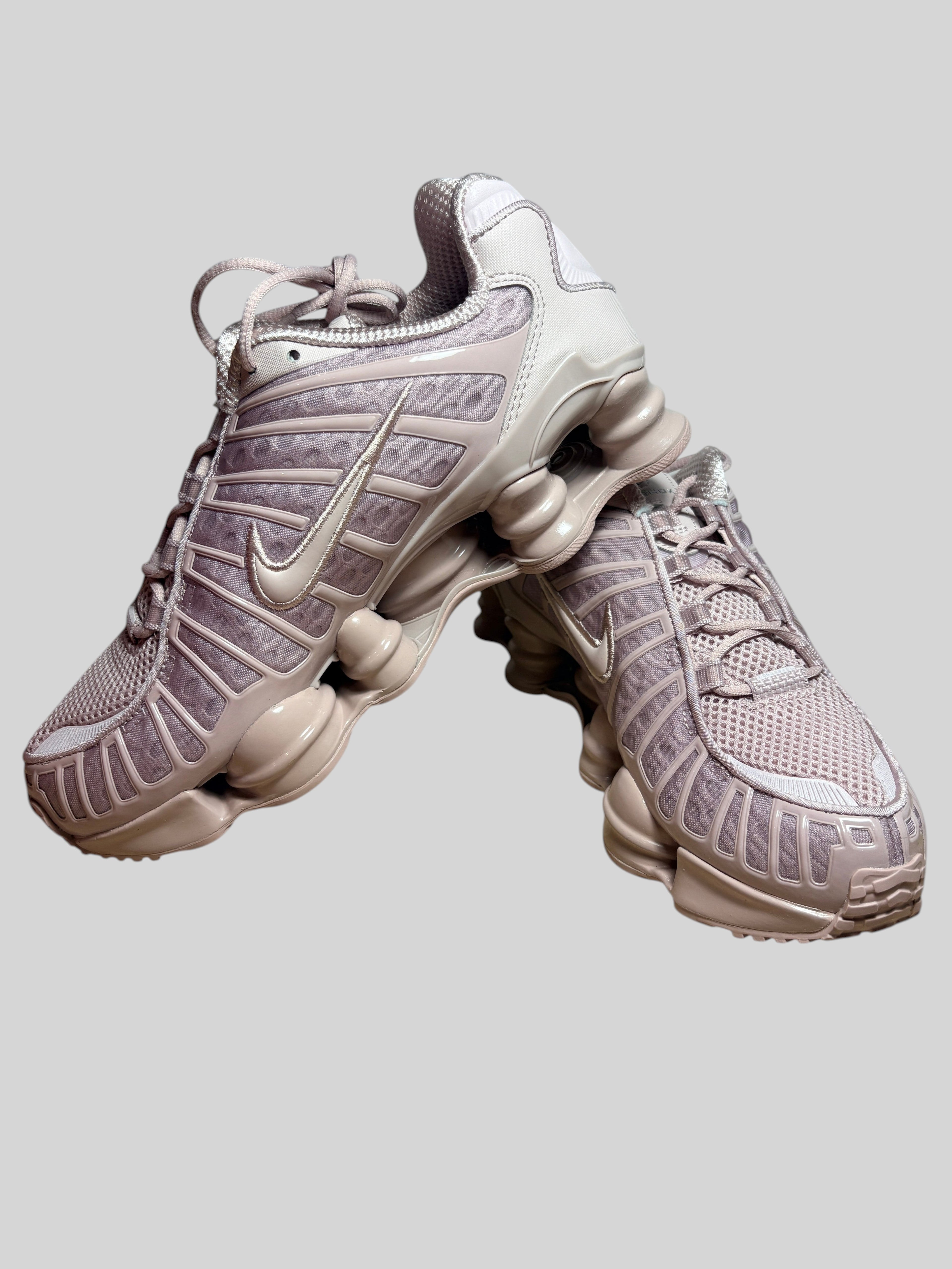 Baskets Nike Shox TL Particle Rose – Taille 40 NIKE