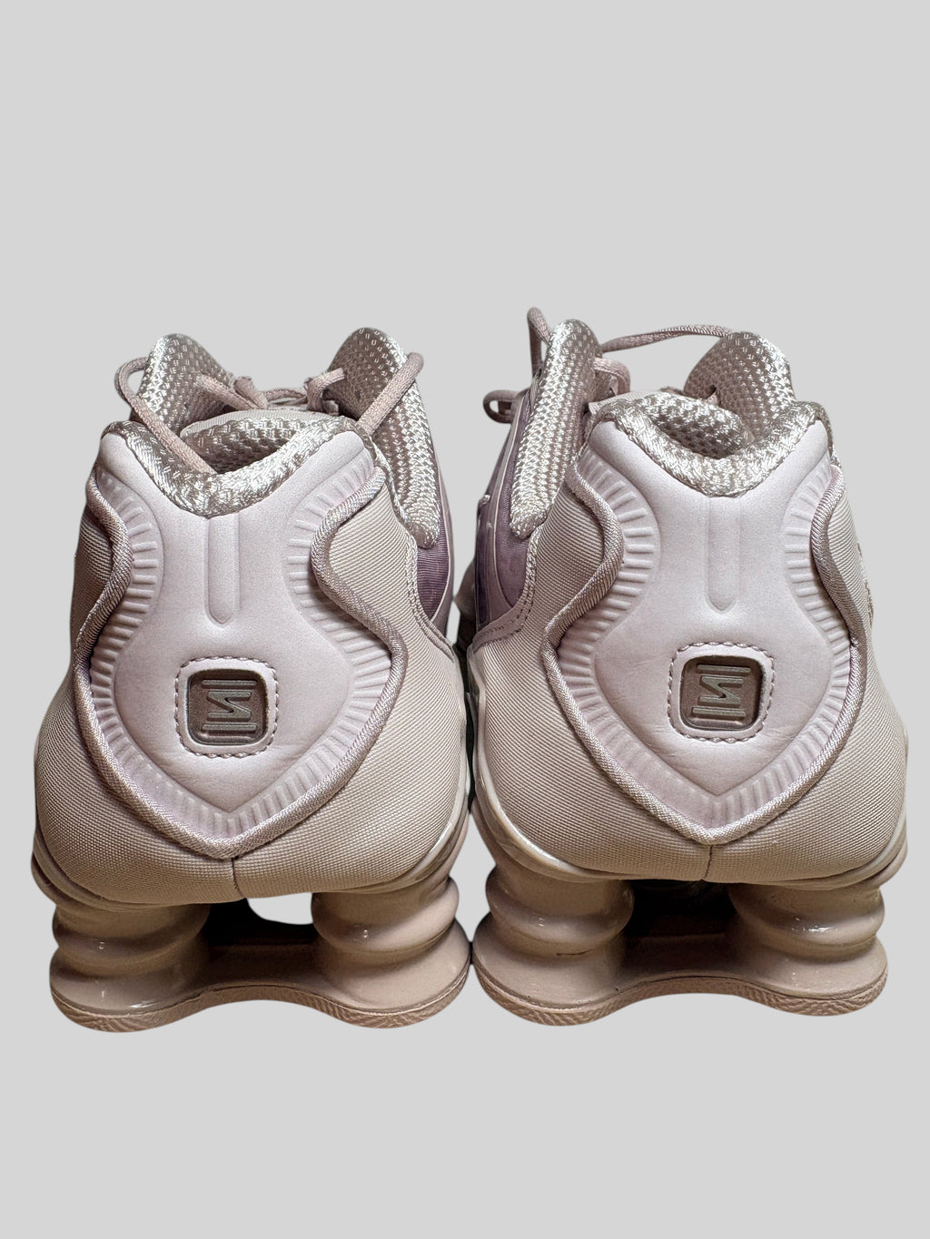 Baskets Nike Shox TL Particle Rose – Taille 40 NIKE