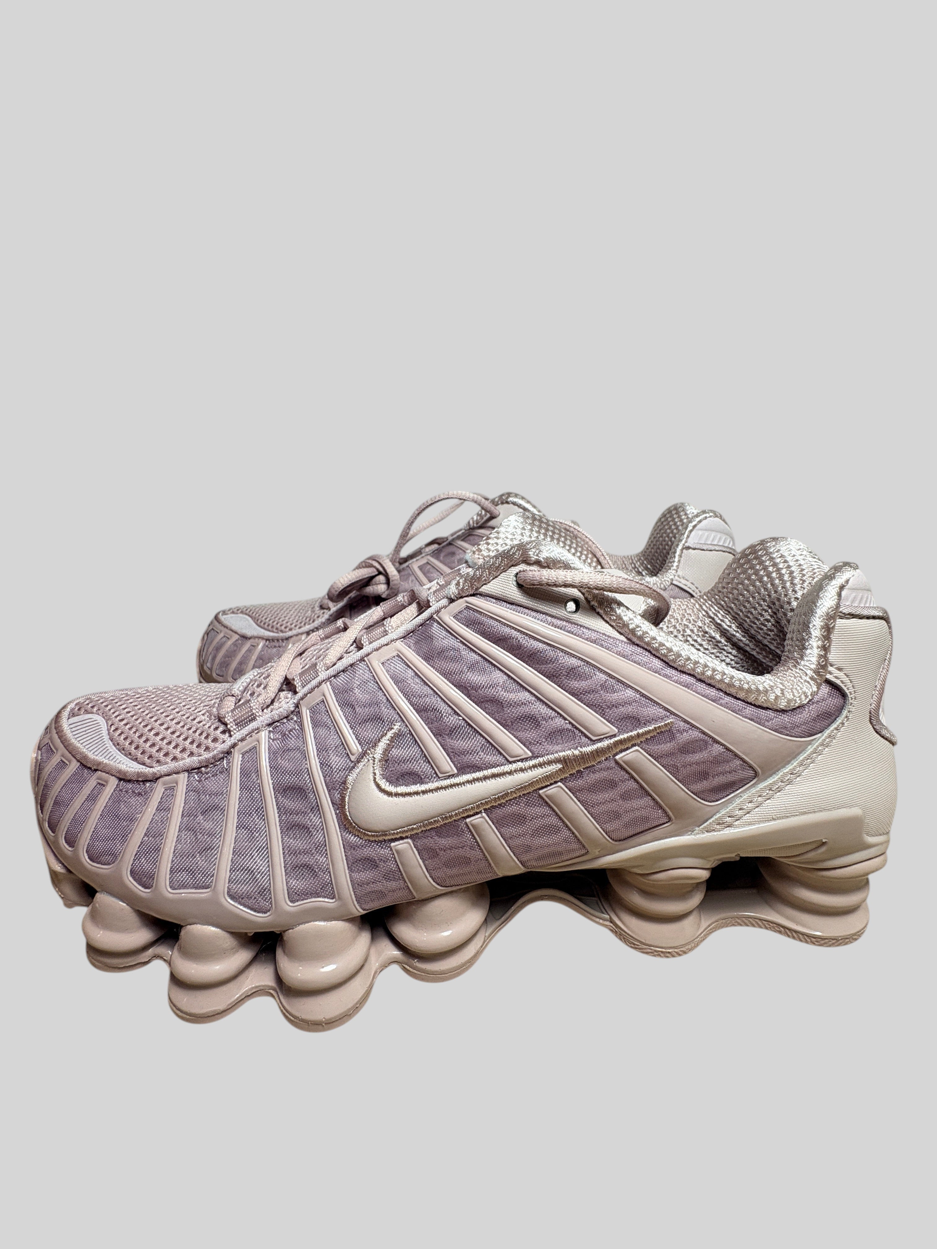 Baskets Nike Shox TL Particle Rose – Taille 40 NIKE