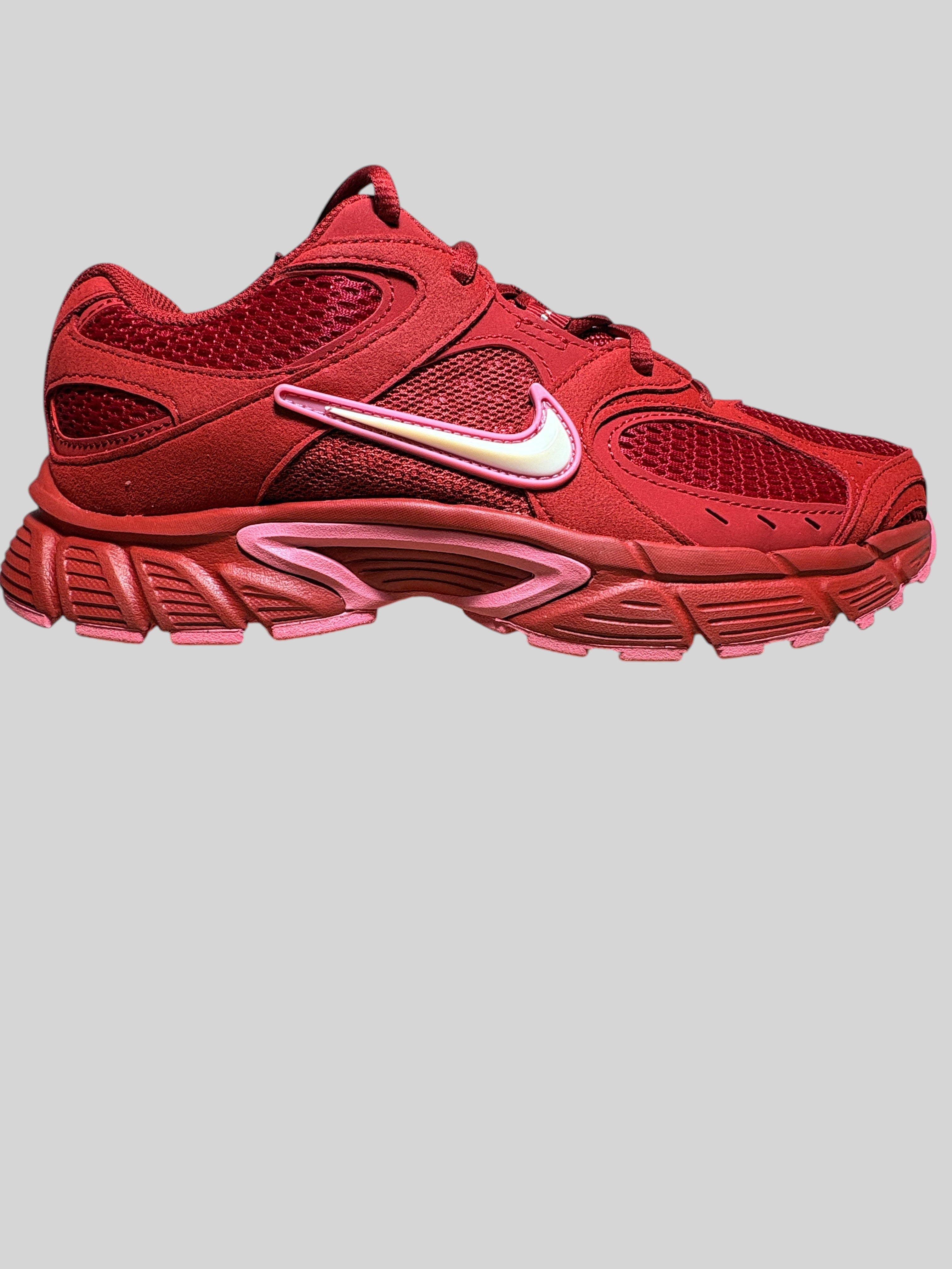 Baskets Nike V5 RNR Femme - Team Crimson / Soft Pearl - Pointure 41 NIKE