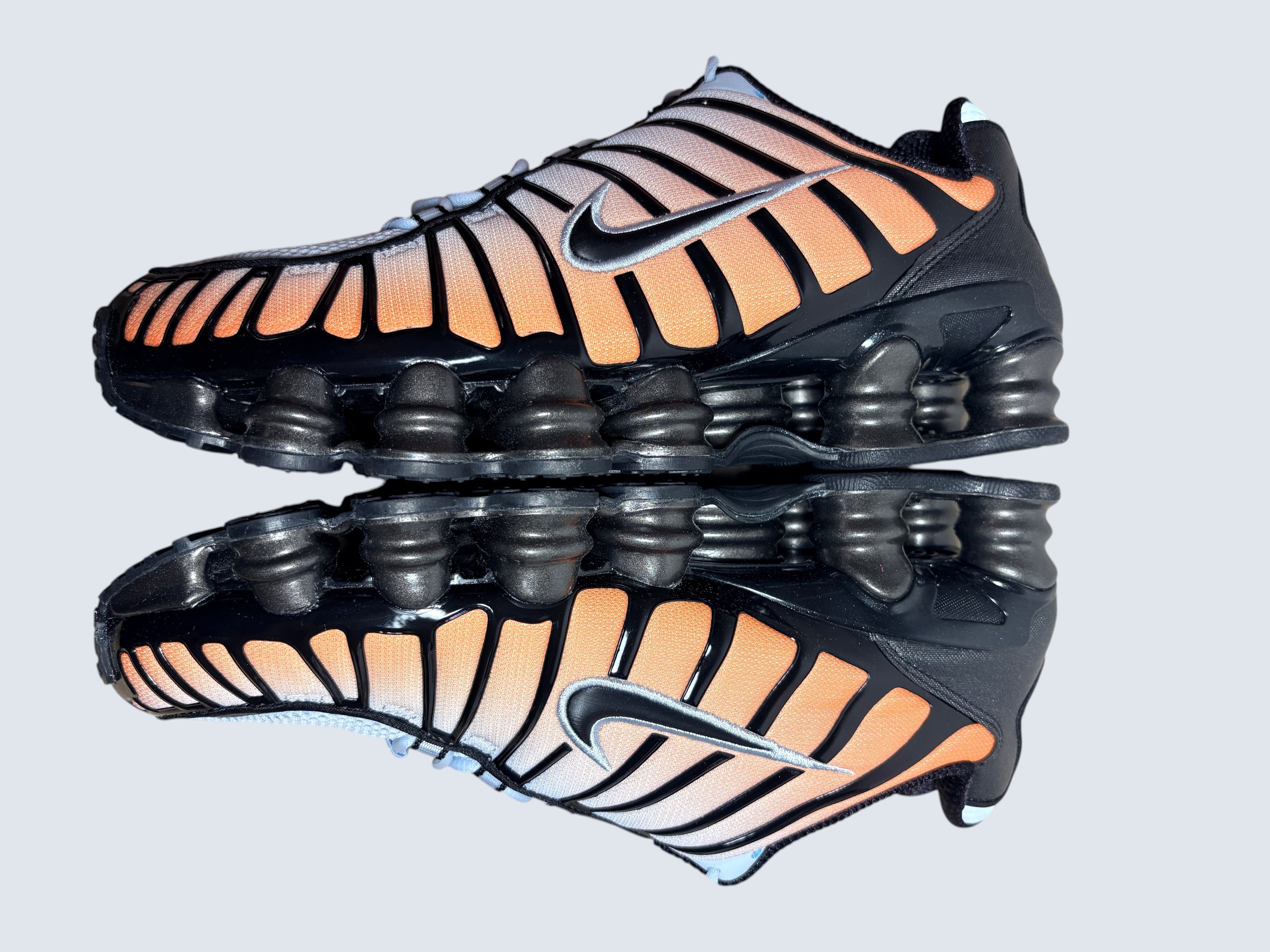 Nike Shox TL "Blue Tint / Total Orange" – Neuve (Boîte sans couvercle)