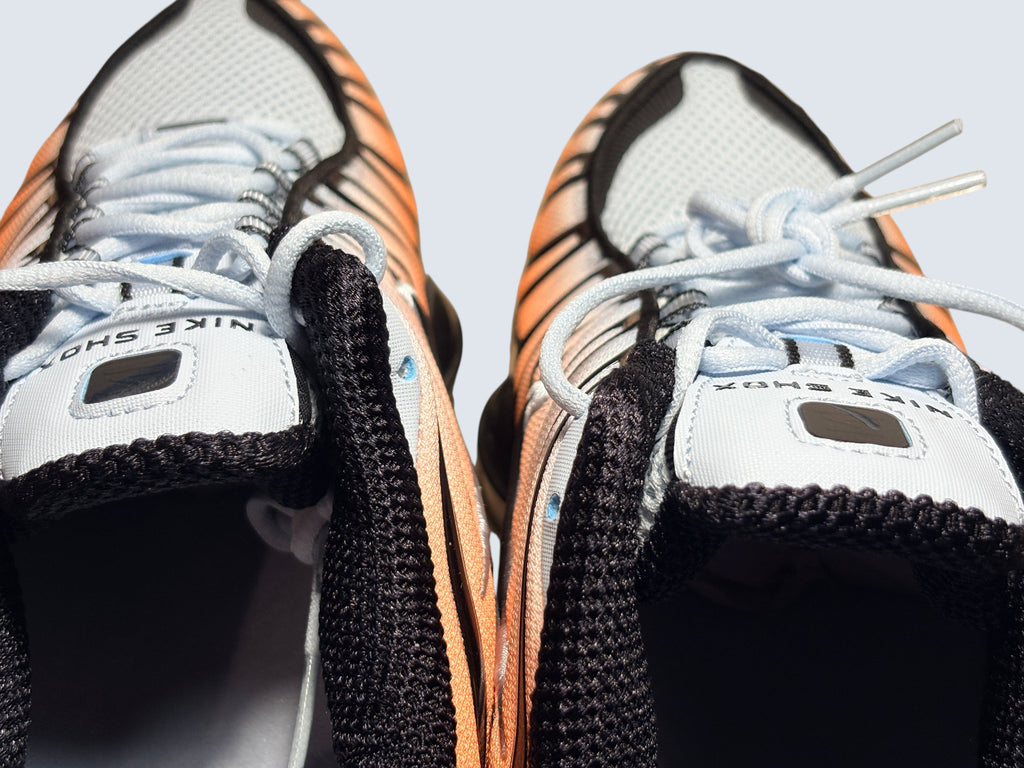 Nike Shox TL "Blue Tint / Total Orange" – Neuve (Boîte sans couvercle)