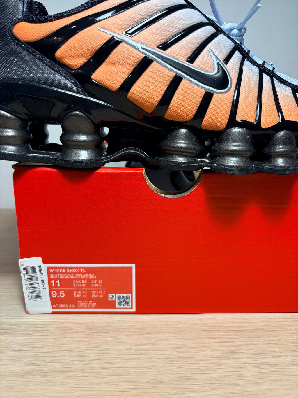 Nike Shox TL "Blue Tint / Total Orange" – Neuve (Boîte sans couvercle)