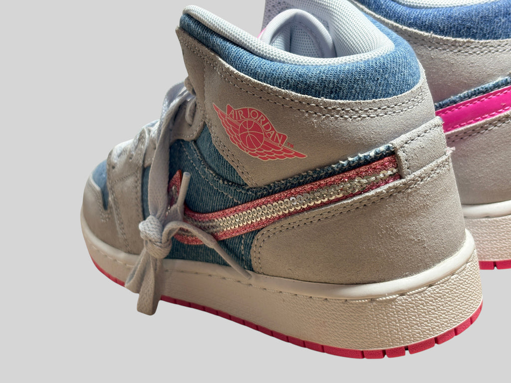 Air Jordan 1 Mid SE (GS) Cobalt Bliss / Pink Glow AIR JORDAN