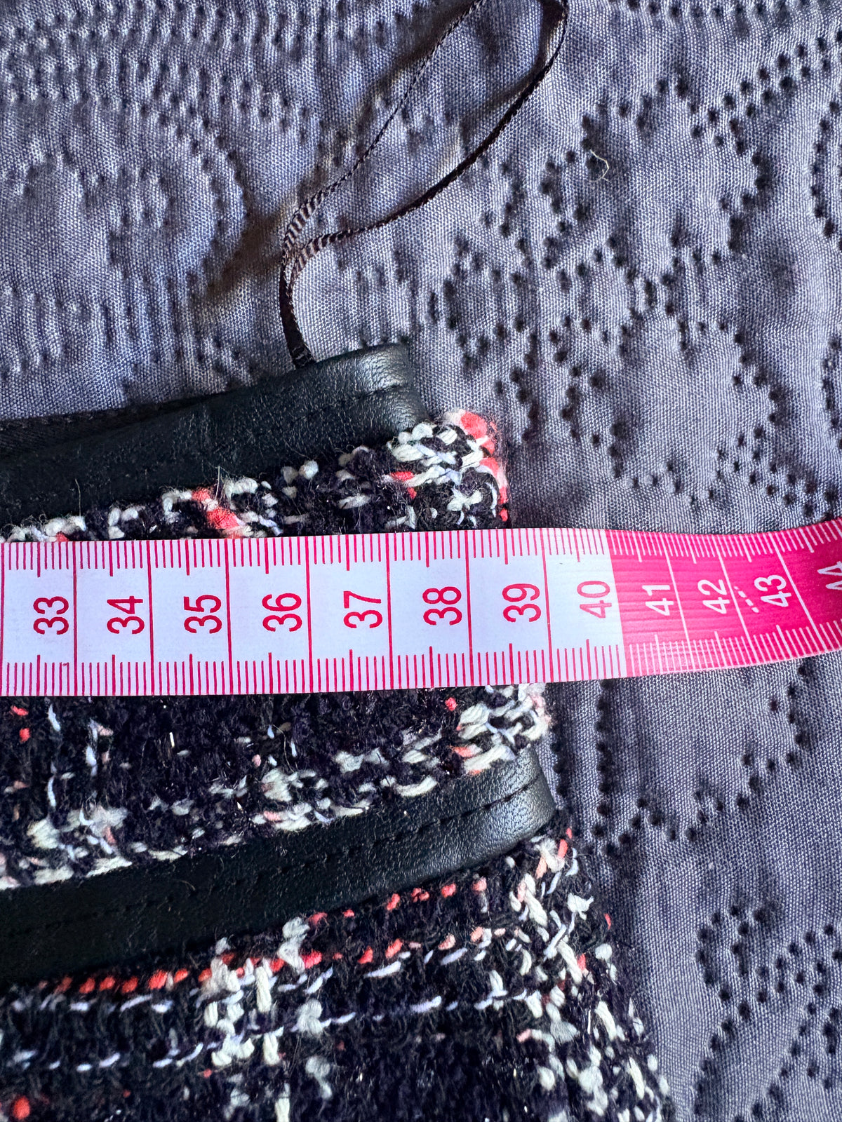 Maje - Jupe droite contrastée façon tweed - Noir - Neuve avec étiquette MAJE