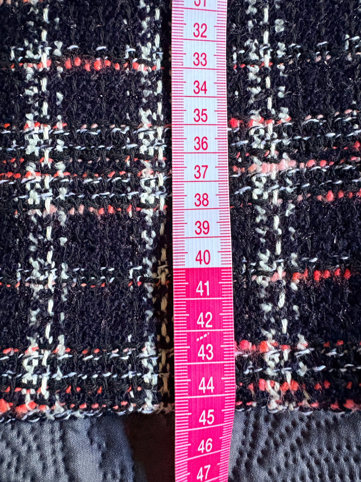Maje - Jupe droite contrastée façon tweed - Noir - Neuve avec étiquette MAJE
