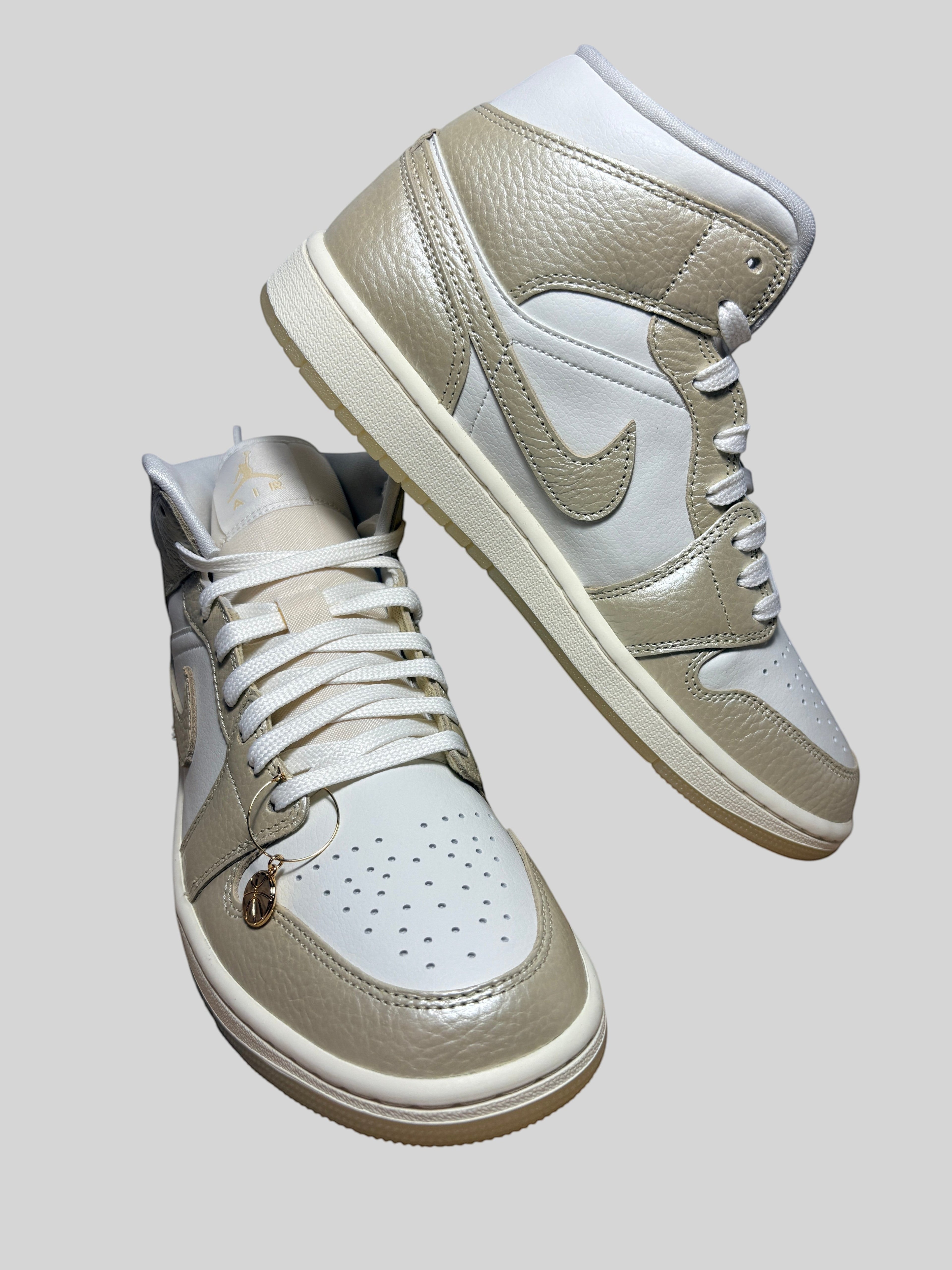 Jordan - Air Jordan 1 Mid SE - Sail / Pale Ivory / Team Gold - Neuve avec étiquette AIR JORDAN