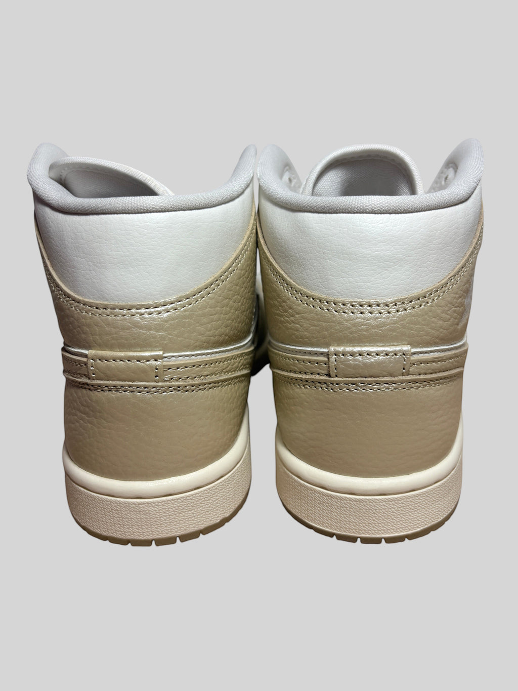 Jordan - Air Jordan 1 Mid SE - Sail / Pale Ivory / Team Gold - Neuve avec étiquette AIR JORDAN