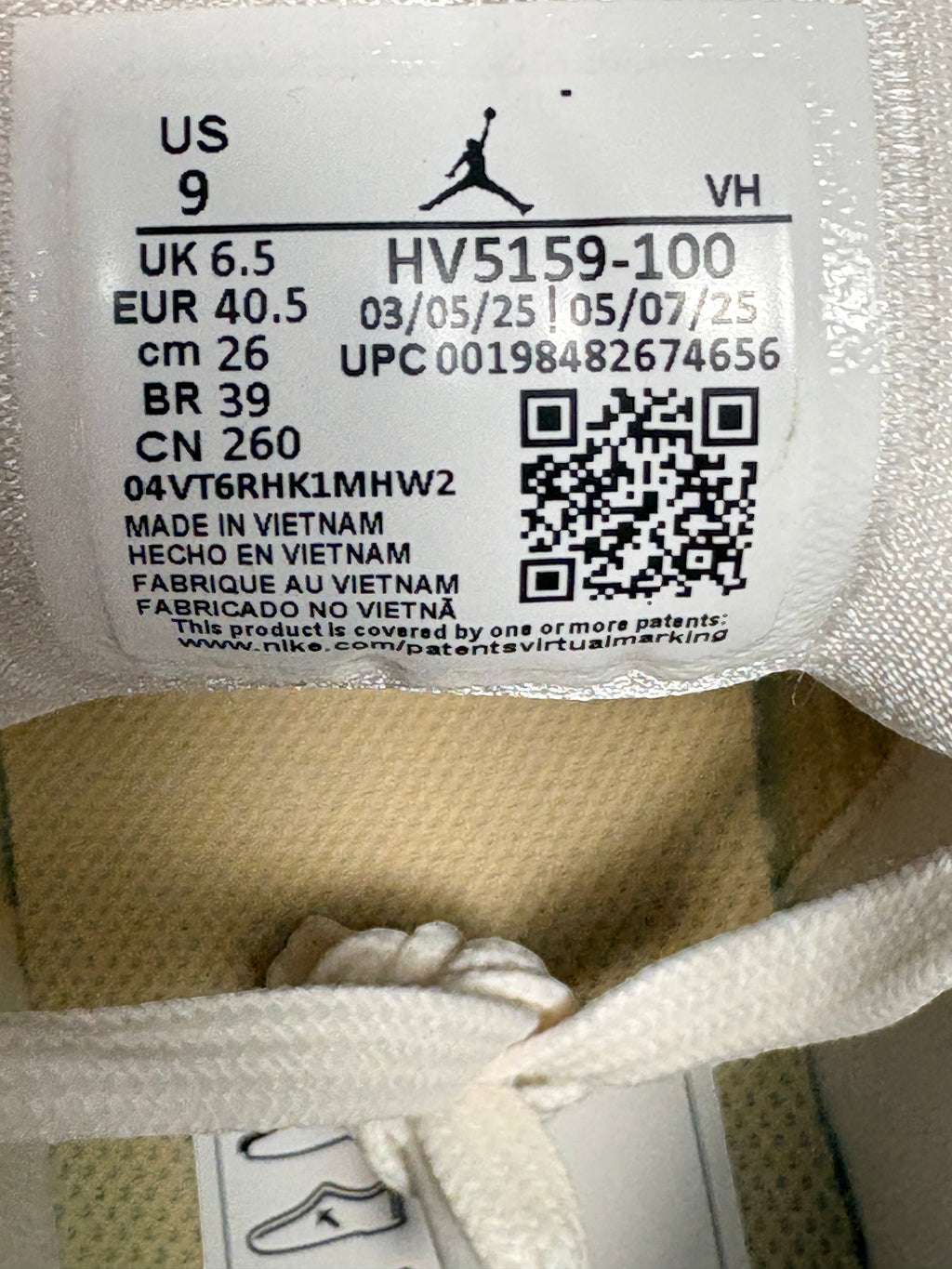 Jordan - Air Jordan 1 Mid SE - Sail / Pale Ivory / Team Gold - Neuve avec étiquette AIR JORDAN