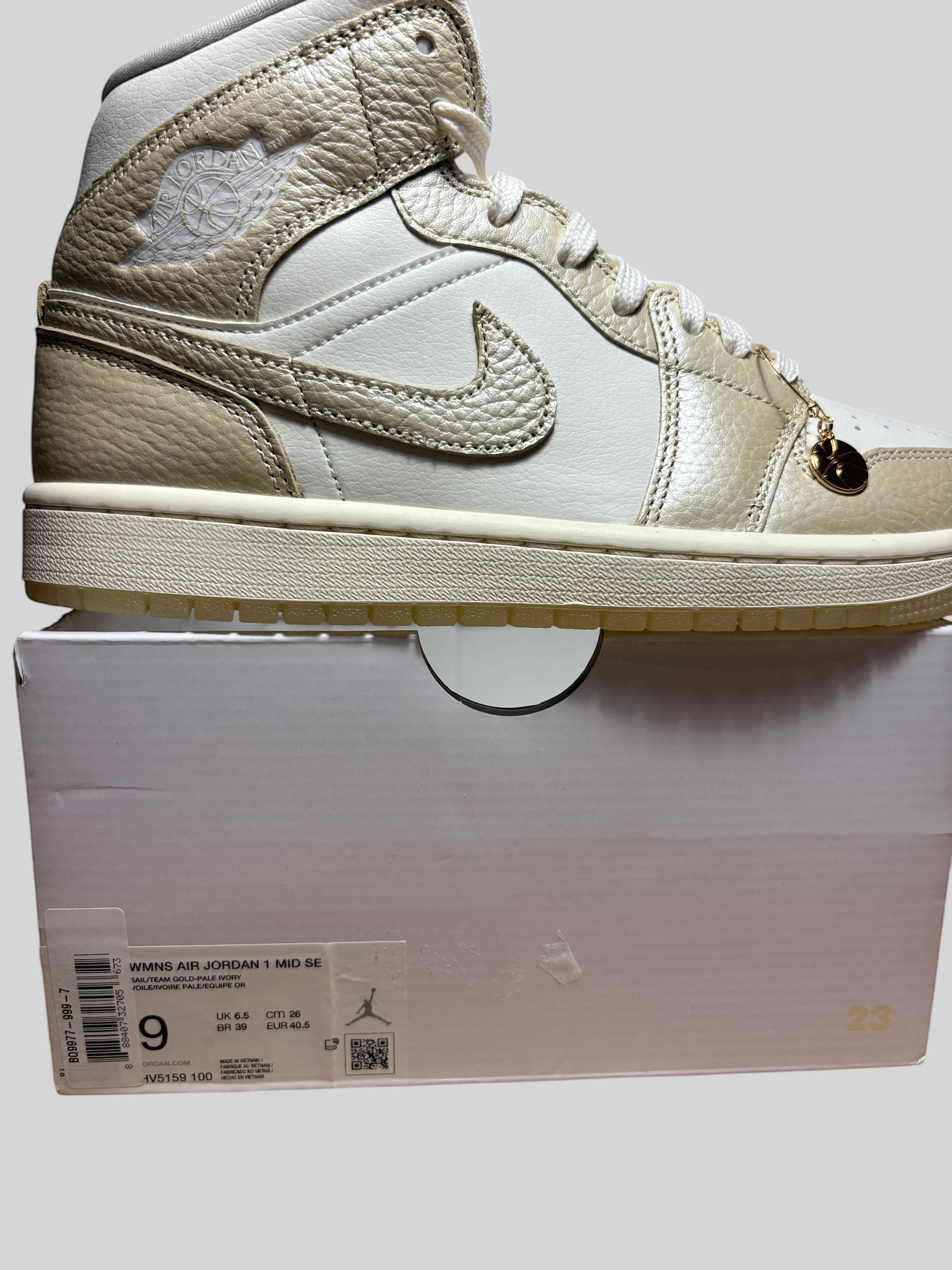 Jordan - Air Jordan 1 Mid SE - Sail / Pale Ivory / Team Gold - Neuve avec étiquette AIR JORDAN
