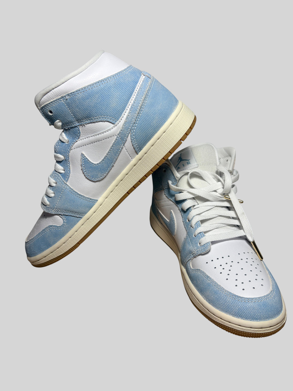 Jordan - Air Jordan 1 Mid SE - White / Sail / Gum Light Brown / Worn Blue - Neuve avec étiquette AIR JORDAN