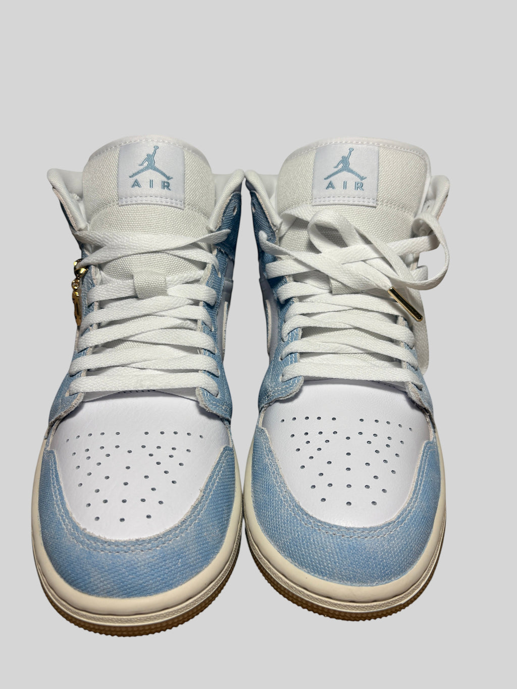 Jordan - Air Jordan 1 Mid SE - White / Sail / Gum Light Brown / Worn Blue - Neuve avec étiquette AIR JORDAN