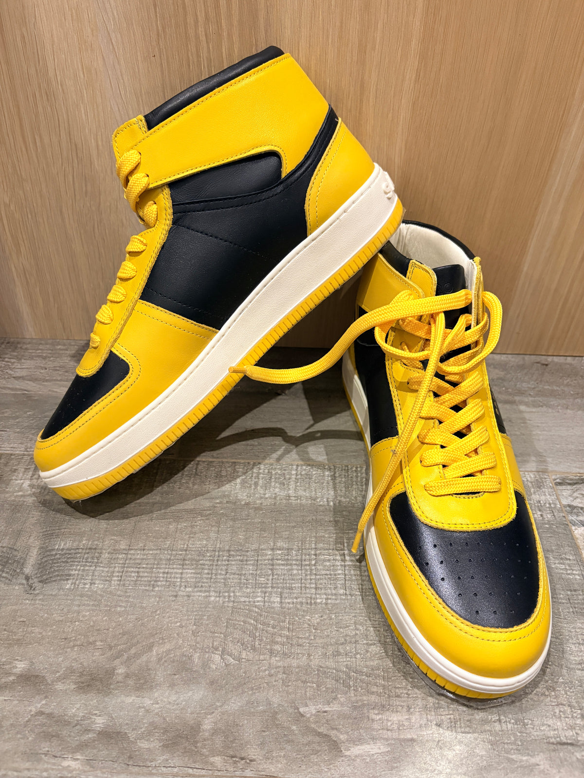 Sandro - H22MAGIC HI TOP - Jaune/Noir - Neuve avec étiquette SANDRO