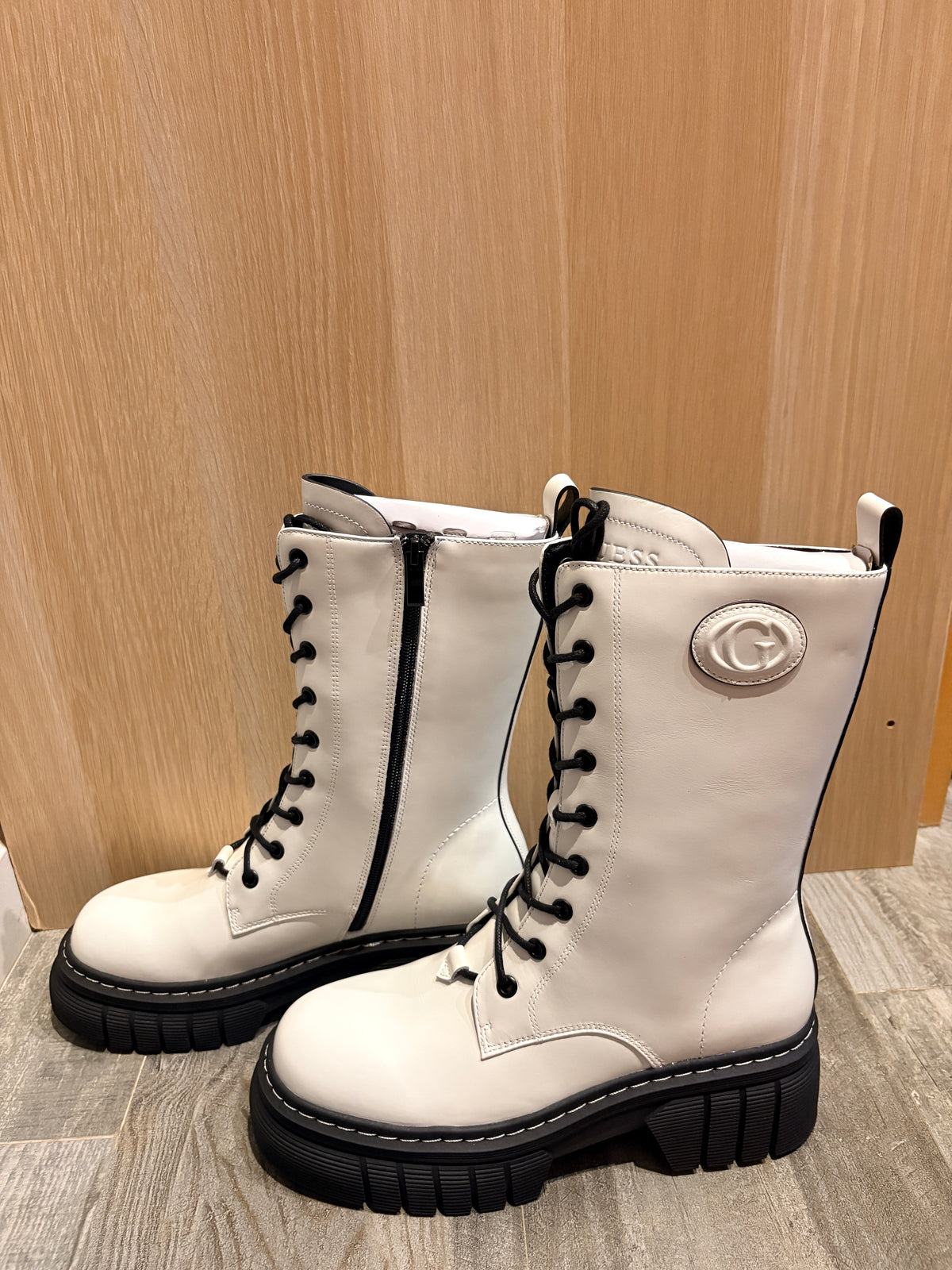 Guess - Anita - Blanc - Neuve avec étiquette GUESS