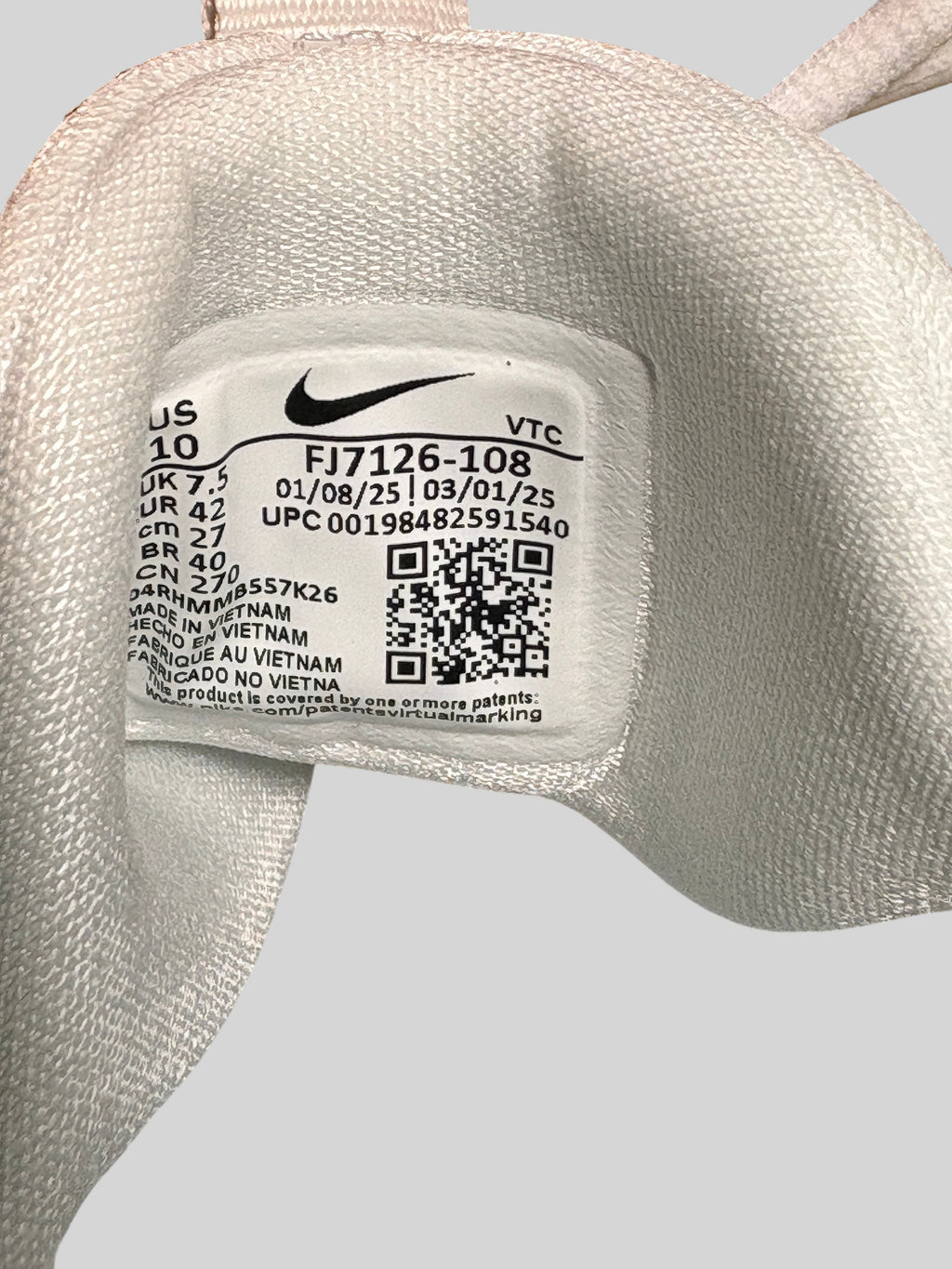 Baskets de Fitness Nike Free Metcon 6 Femme – Blanc / Argent Métallisé / Volt NIKE