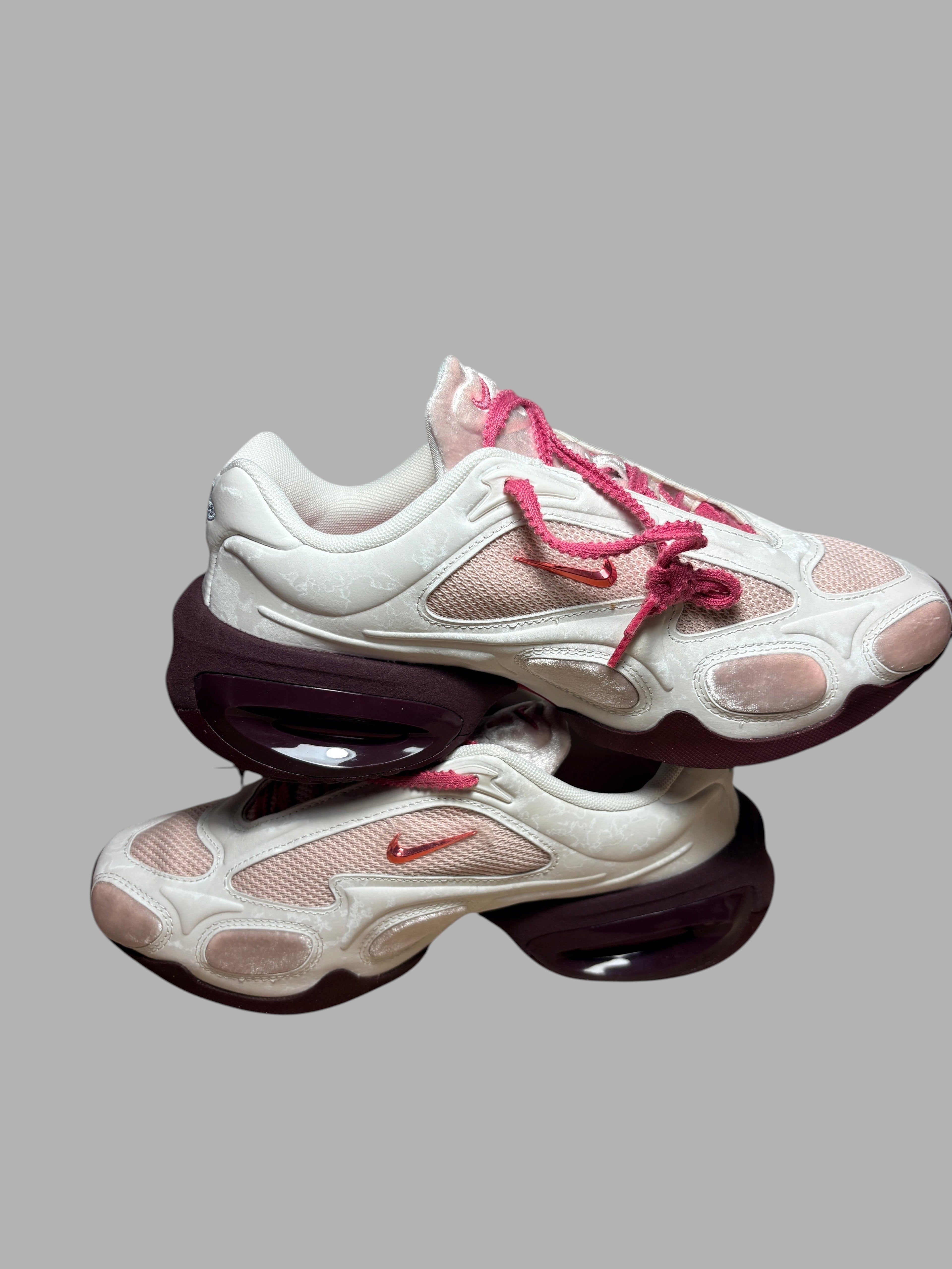 Baskets Nike Air Max Muse SE (Sail / Peony / Burgundy Crush) - Femme NIKE