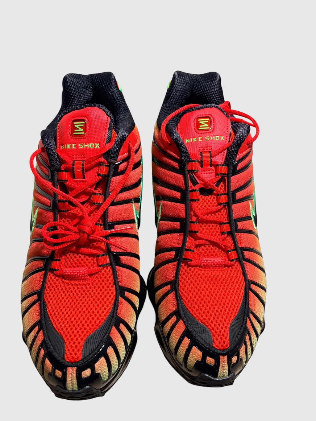 Nike Shox TL Light Crimson Green Strike - Neuf avec boîte (Taille 44,5) NIKE
