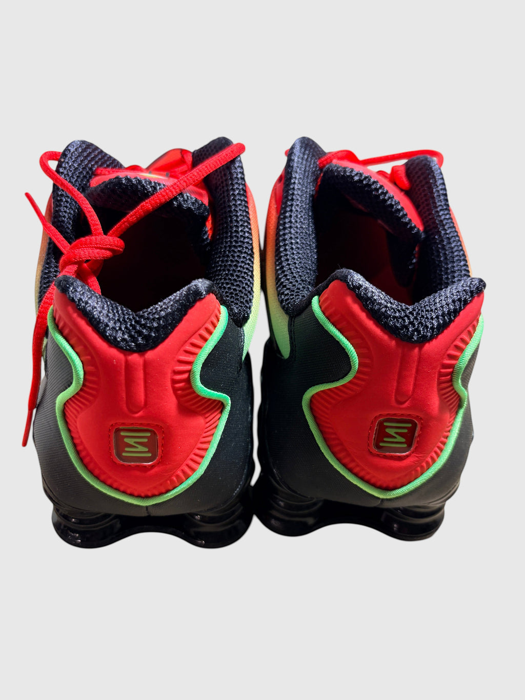 Nike Shox TL Light Crimson Green Strike - Neuf avec boîte (Taille 44,5) NIKE