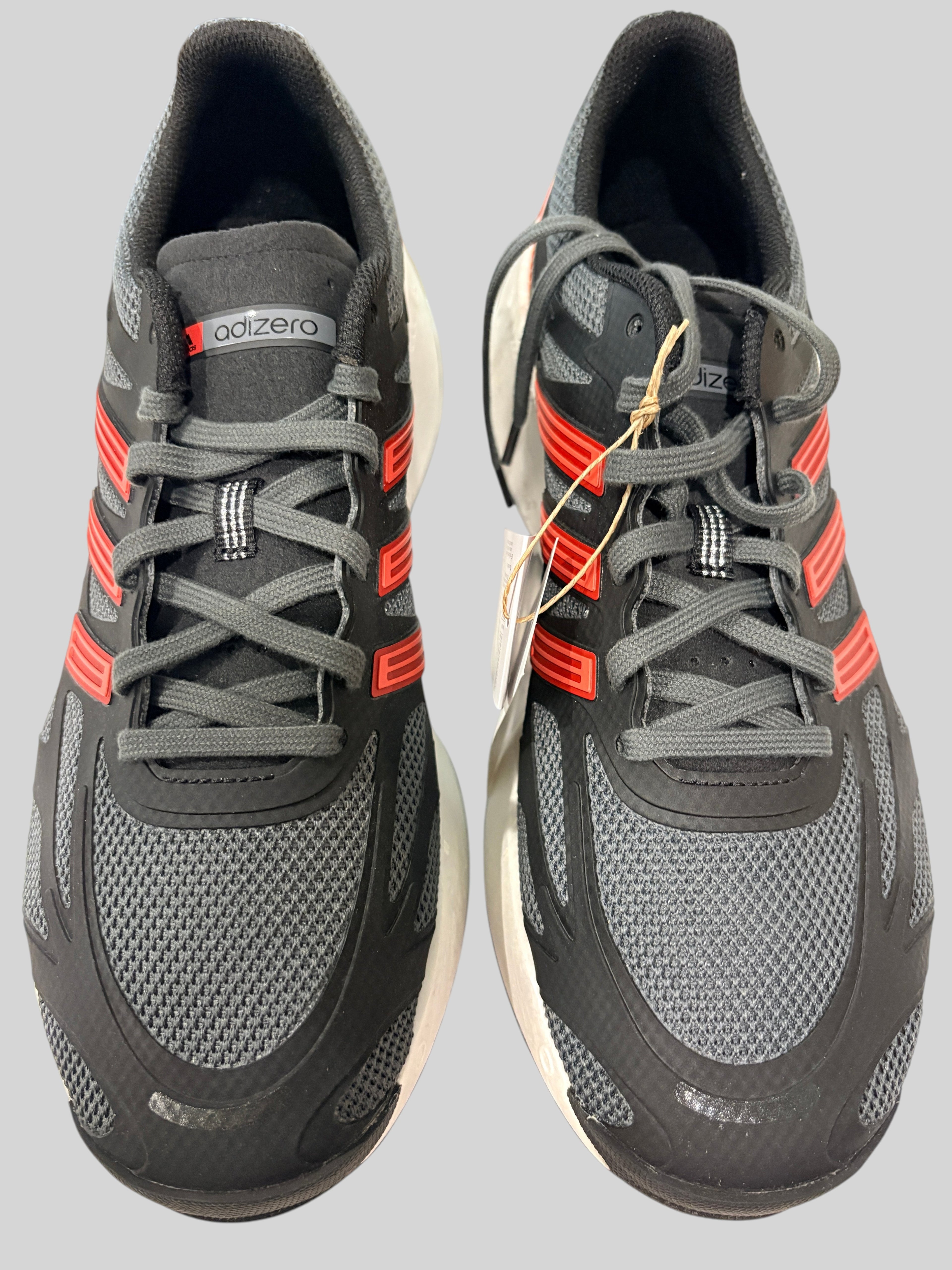 adidas – Adizero Aruku – Core Black / Grey Six / Brired – Neuve avec étiquette ADIDAS