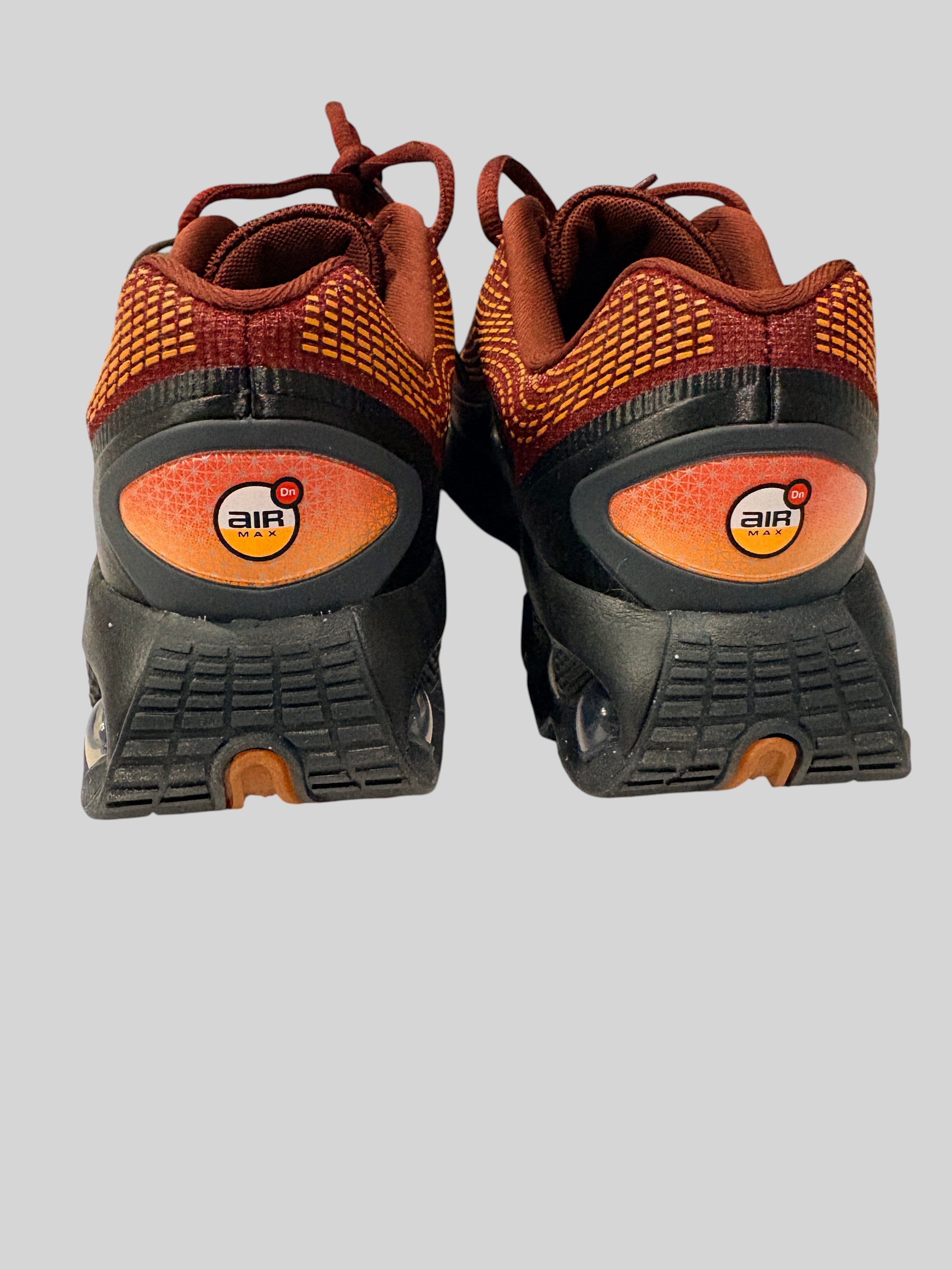 Nike Air Max Dn GS Dark Team Red – Neuve avec étiquette NIKE