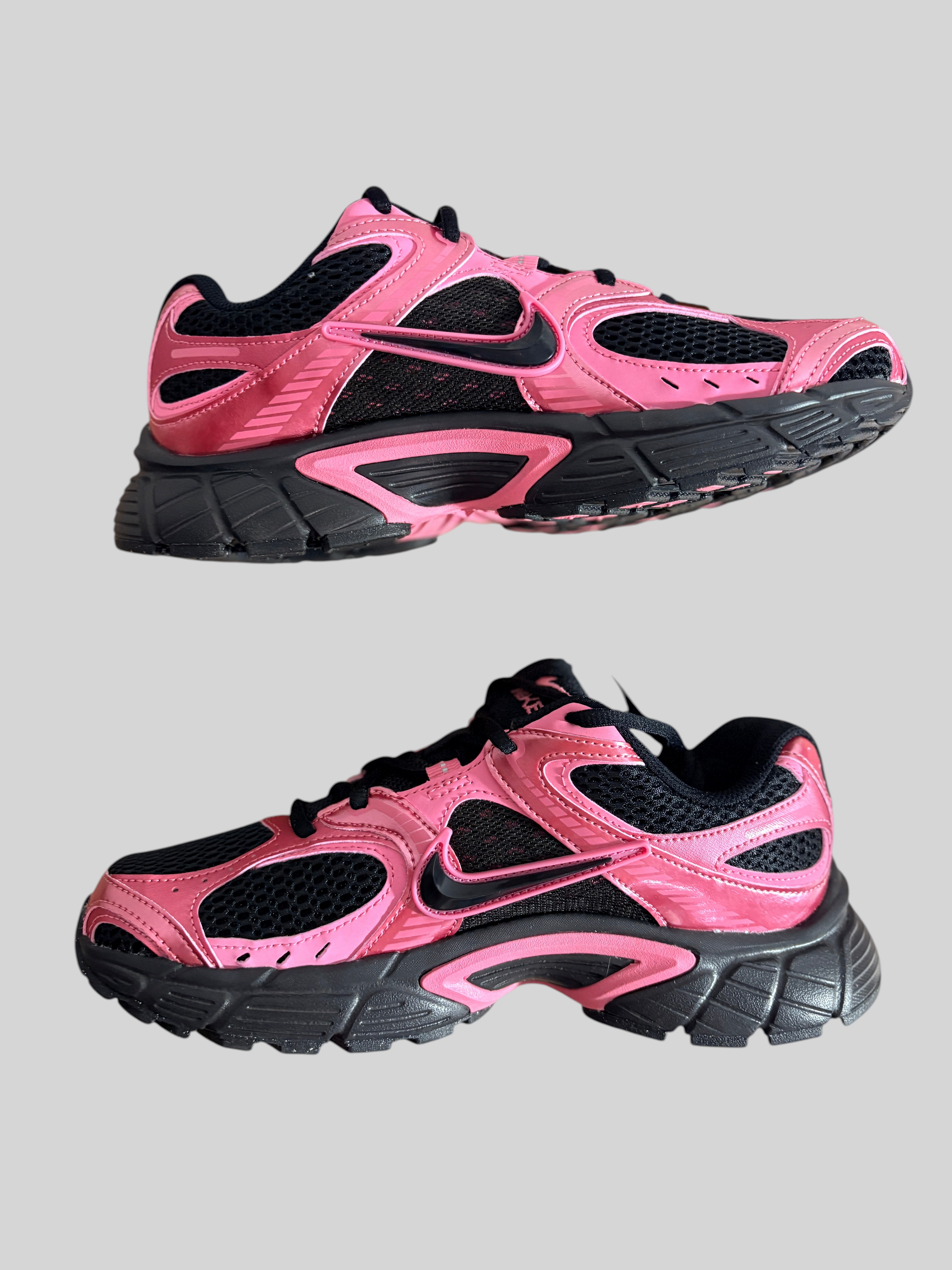 Nike - V5 RNR - Black / Peony / Black - Neuve avec étiquette NIKE