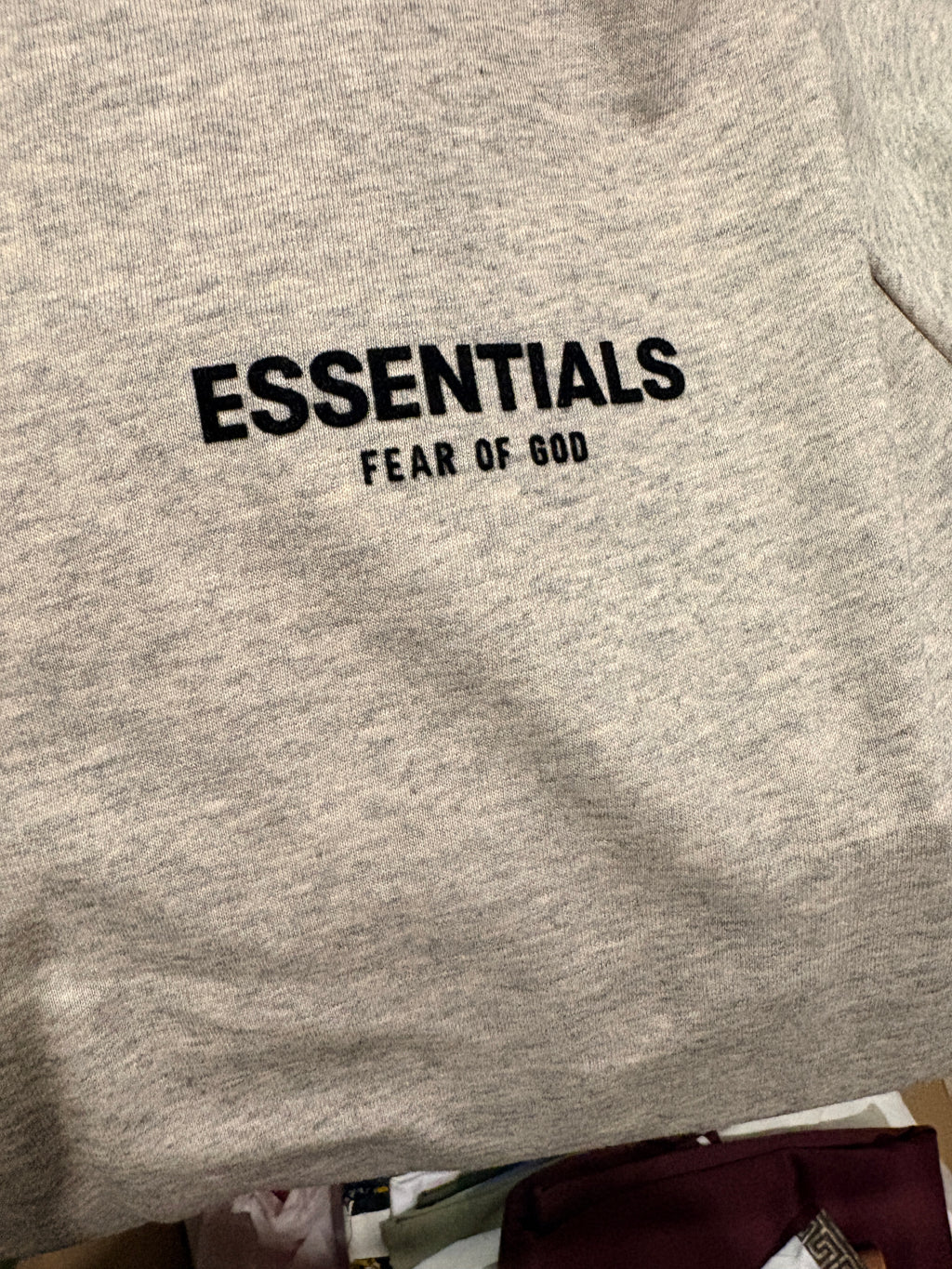 Fear of God Essentials - T-Shirt SS22 - Dark Oatmeal - Neuf avec étiquette Fear of God Essentials