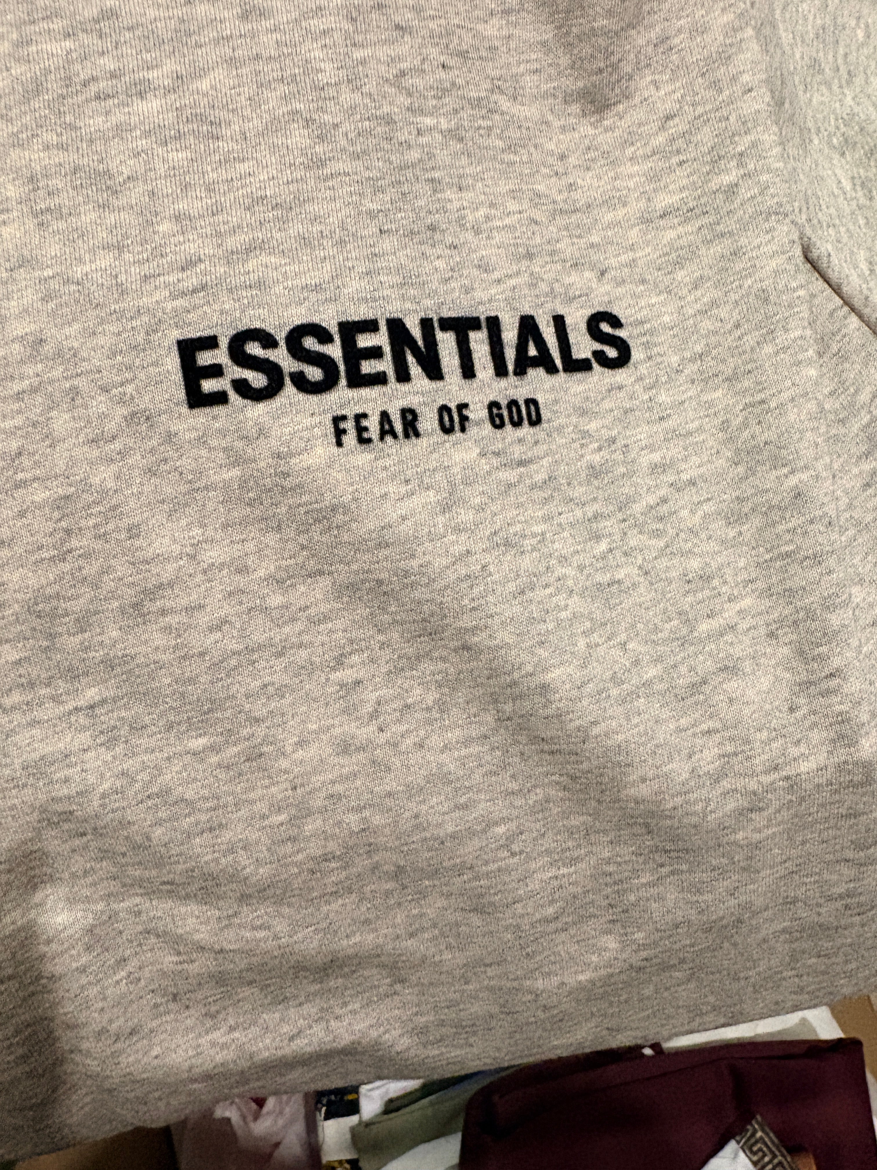 Fear of God Essentials - T-Shirt SS22 - Dark Oatmeal - Neuf avec étiquette Fear of God Essentials