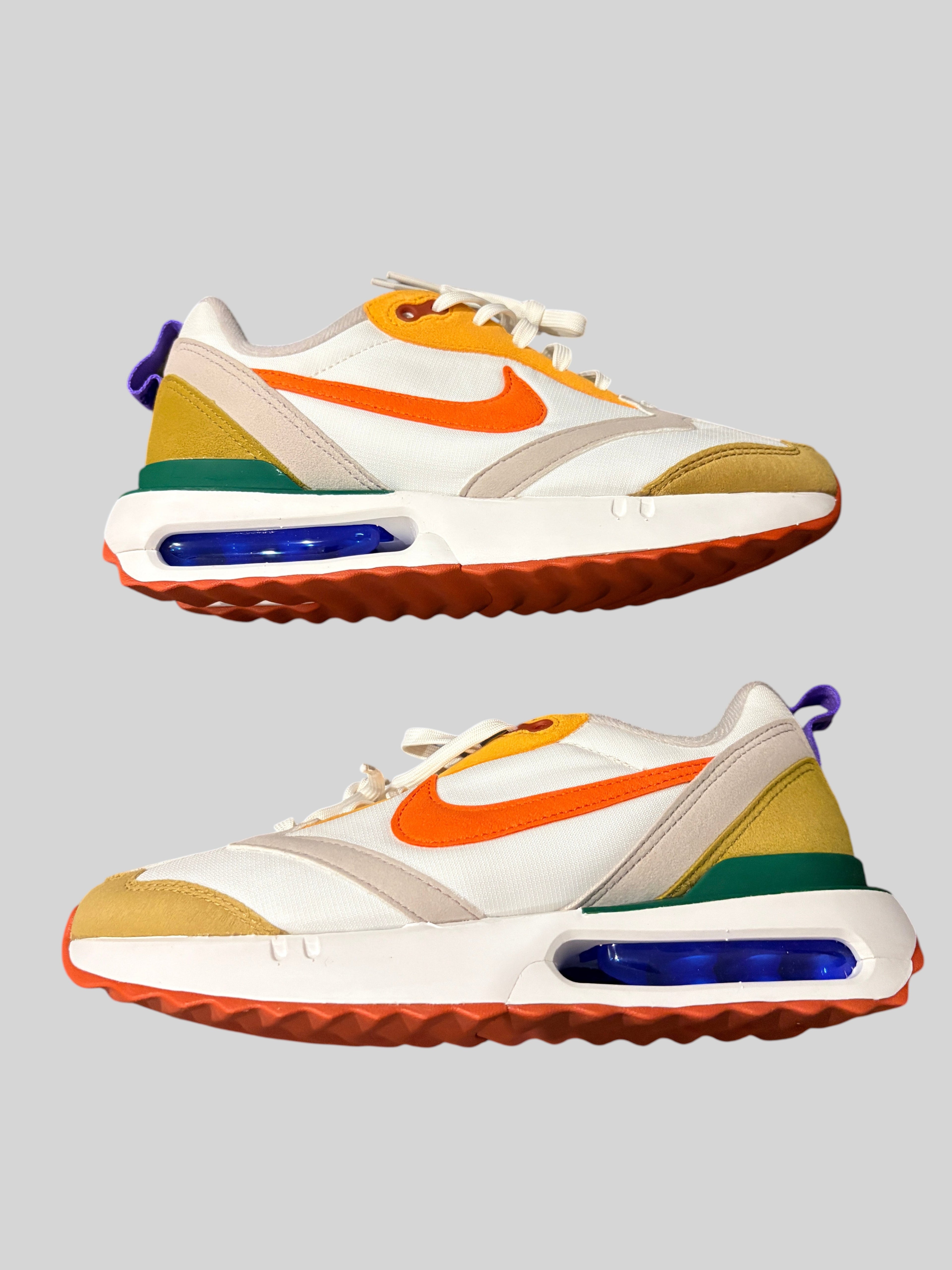 Nike - Air Max Dawn WMNS - Summit White / Golden Moss / Gorge Green / Safety Orange - Neuve avec étiquette NIKE