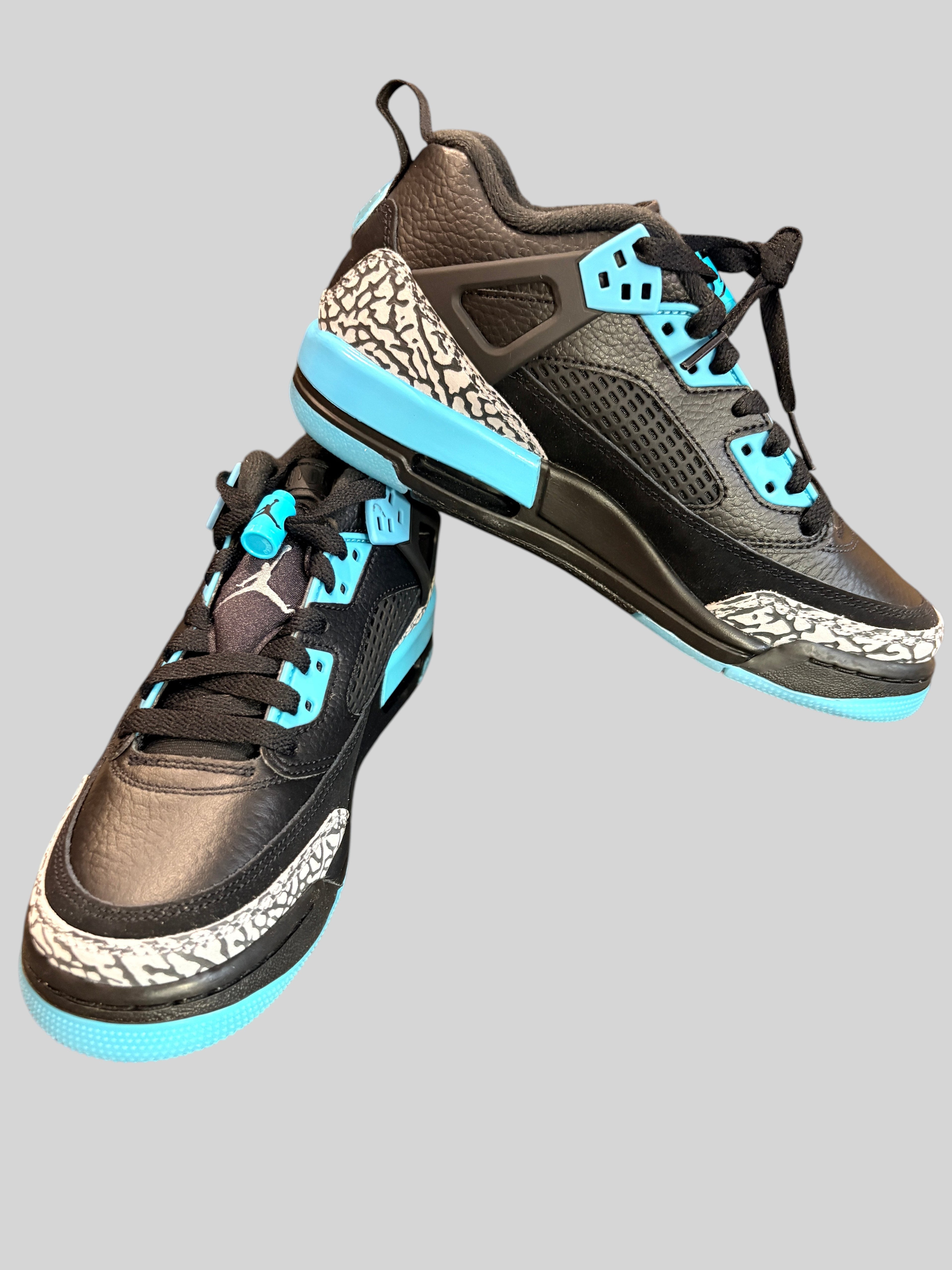 Jordan Spizike Low GS - Black / Gamma Blue / Wolf Grey - Neuve avec étiquette JORDAN