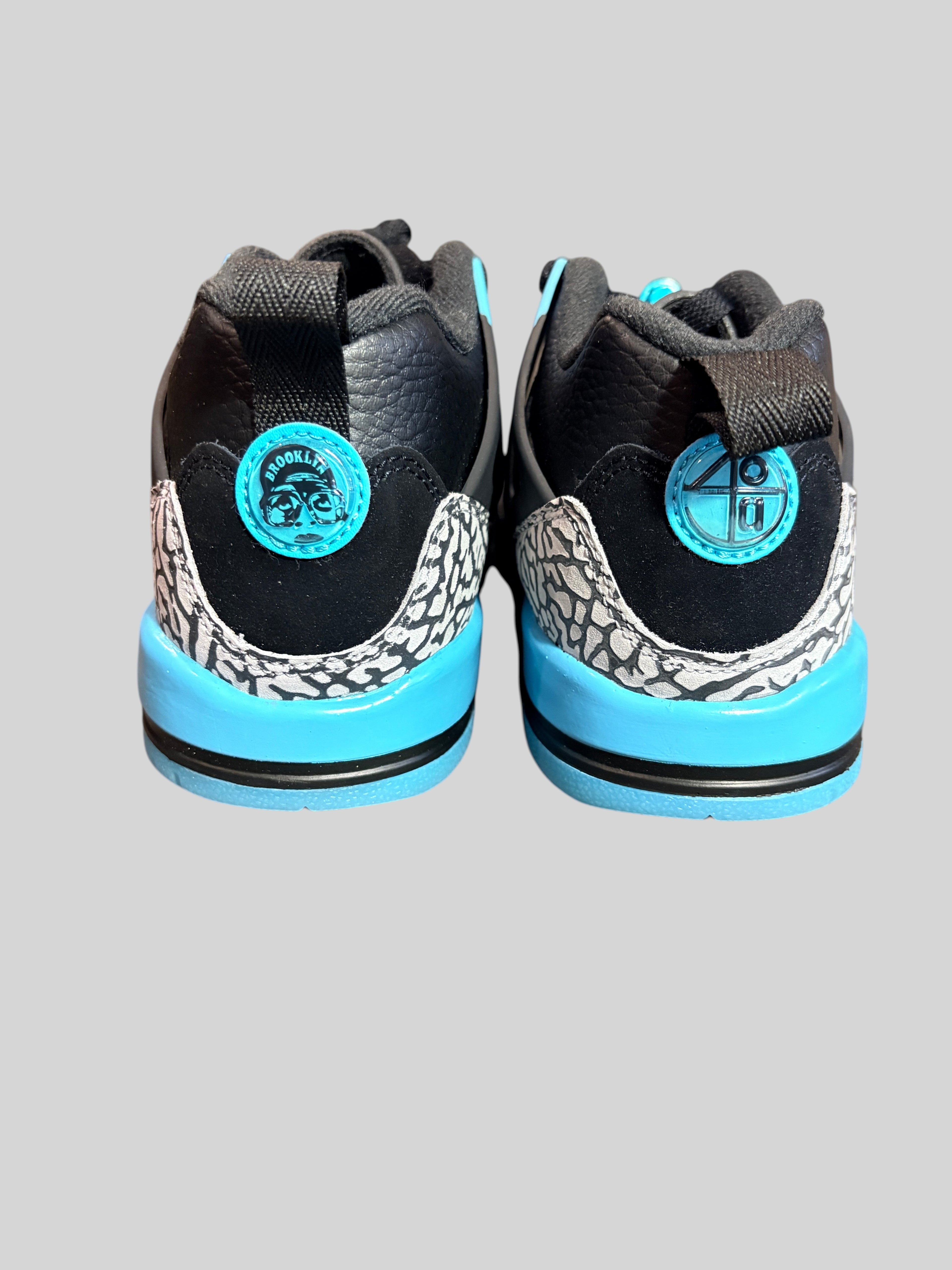 Jordan Spizike Low GS - Black / Gamma Blue / Wolf Grey - Neuve avec étiquette JORDAN