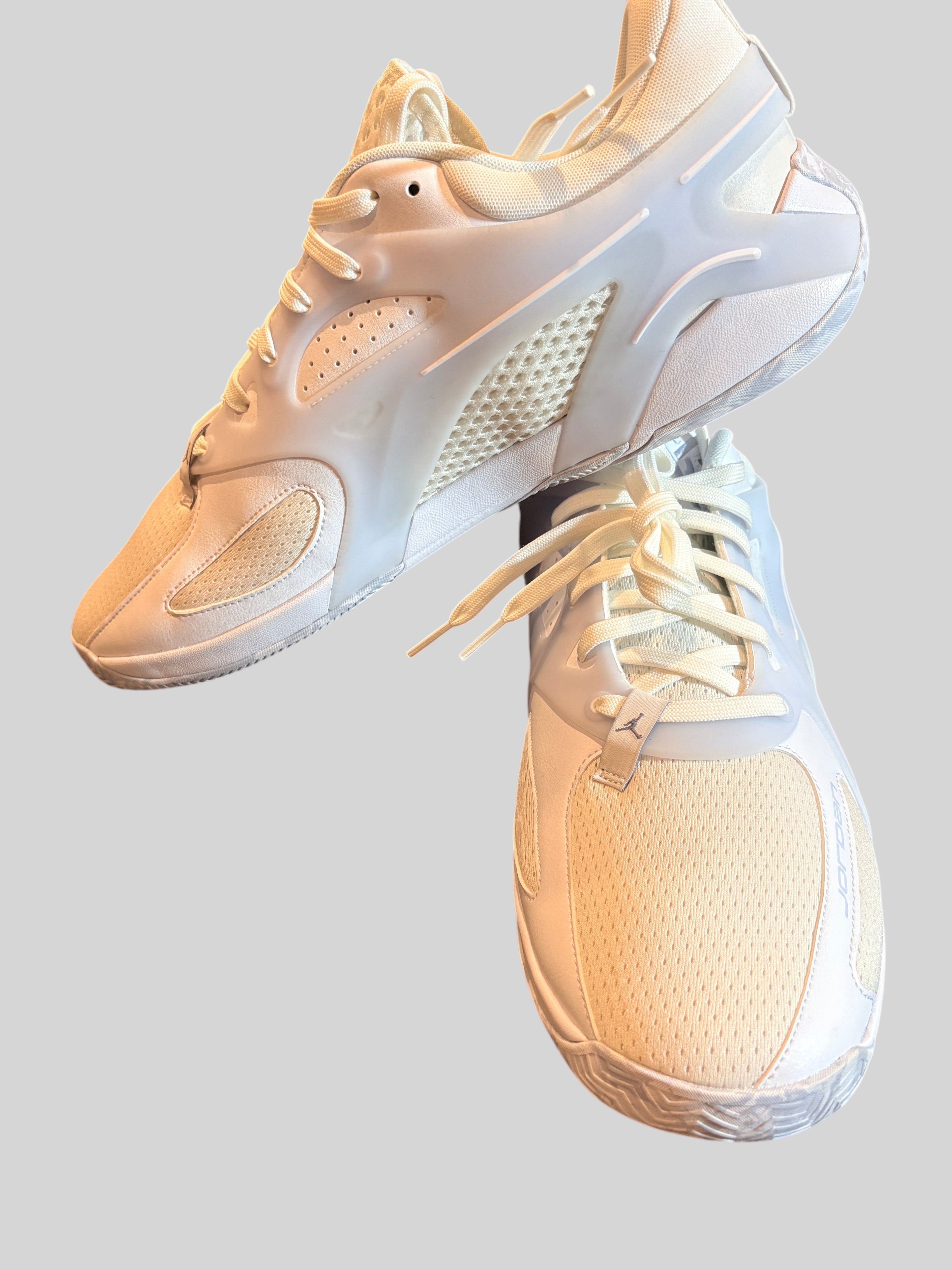 Jordan - Heir Series “Touch the Sky” - White / Phantom / Sail / Football Grey - Neuve avec étiquette NIKE