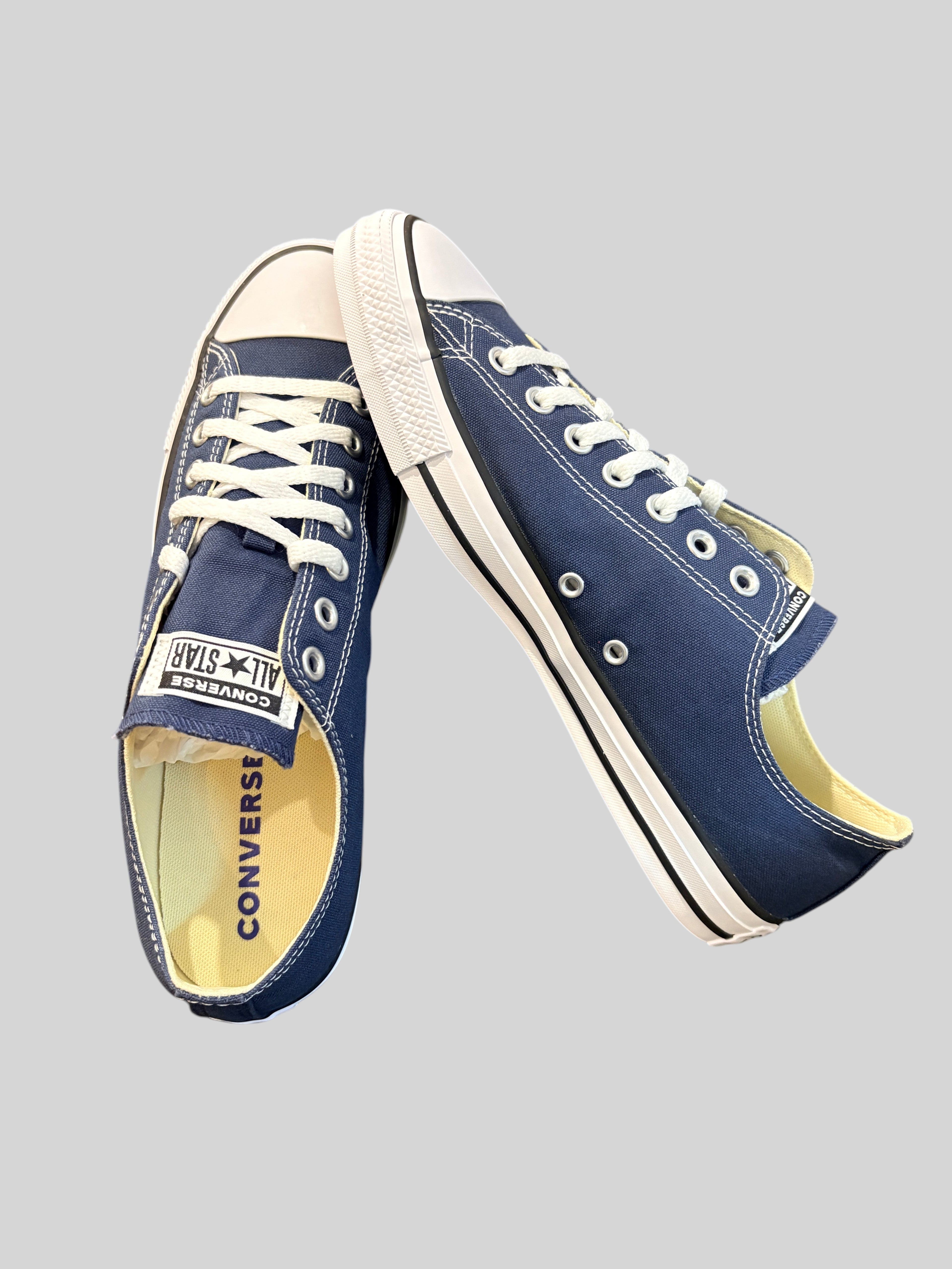 Converse Chuck Taylor All Star Classic OX Navy – Taille 44 – Neuve avec étiquette CONVERSE