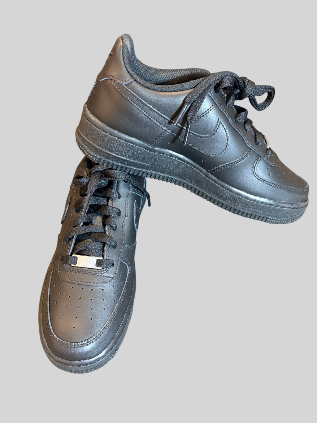 Nike Air Force 1 LE GS Triple Black – Neuve avec étiquette NIKE