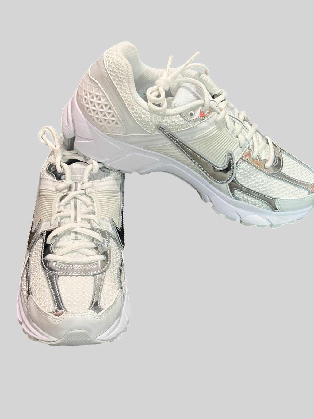 Nike Zoom Vomero 5 Chrome Toe White Metallic Silver – Neuve avec étiquette NIKE
