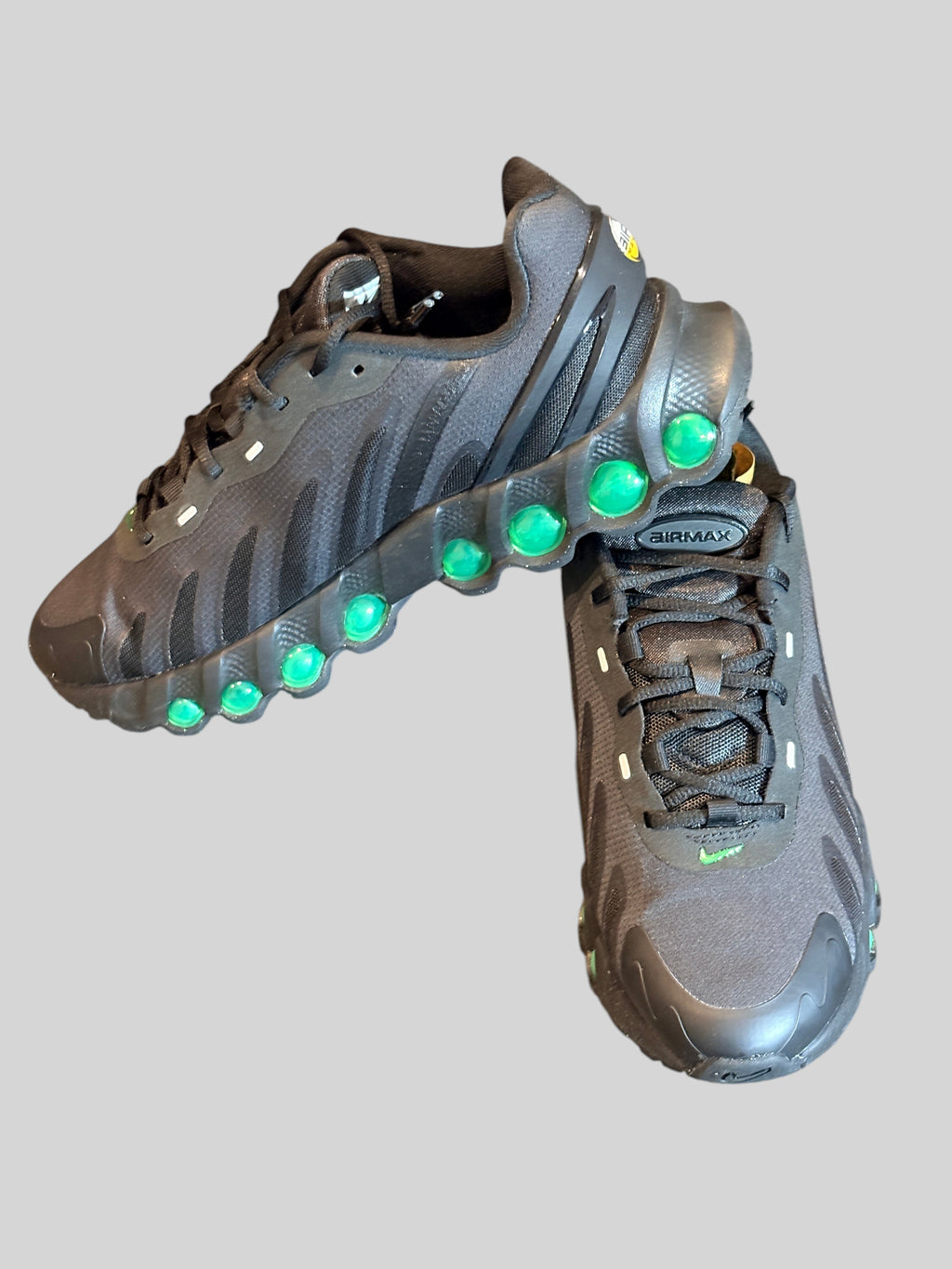 Nike Air Max Dn8 GS Black Green Strike – Neuve avec étiquette NIKE