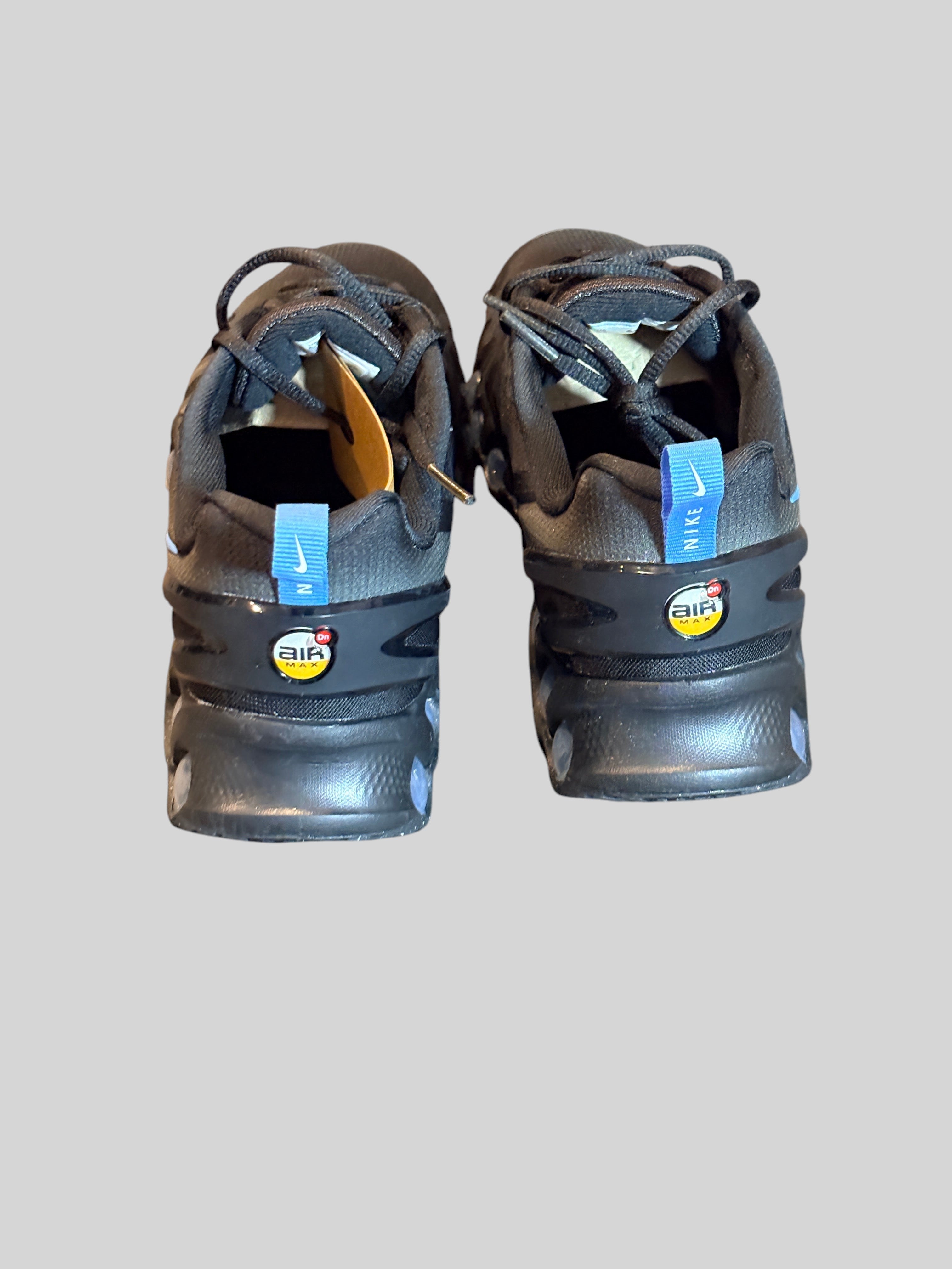 Nike Air Max Dn8 Black / University Blue – Neuve avec étiquette NIKE