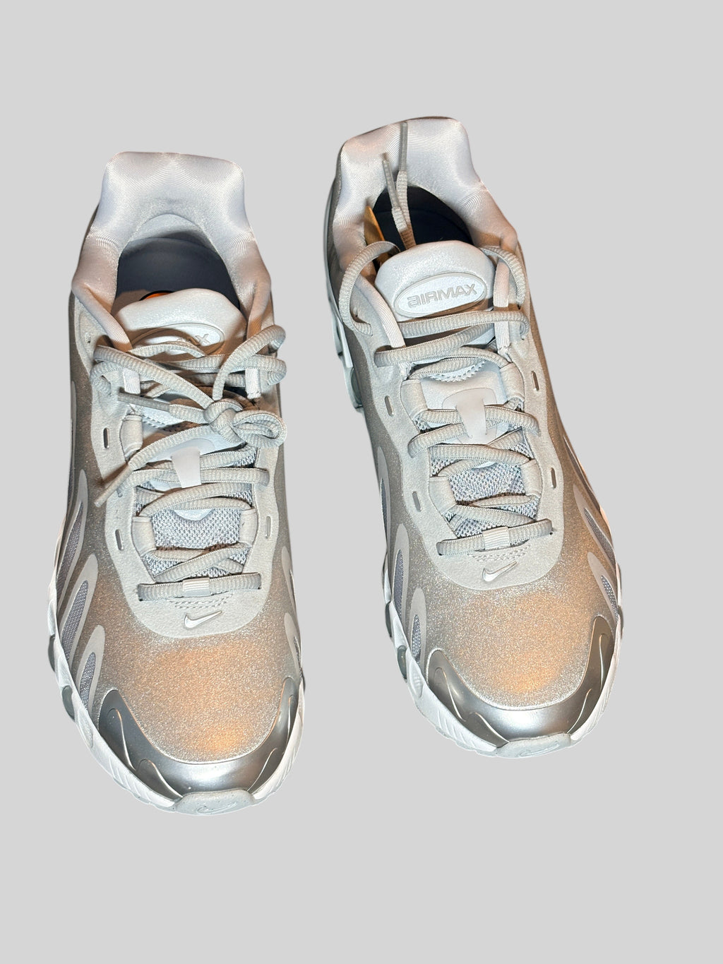 Nike Air Max Dn8 Wolf Grey Metallic Silver – Neuve avec étiquette NIKE