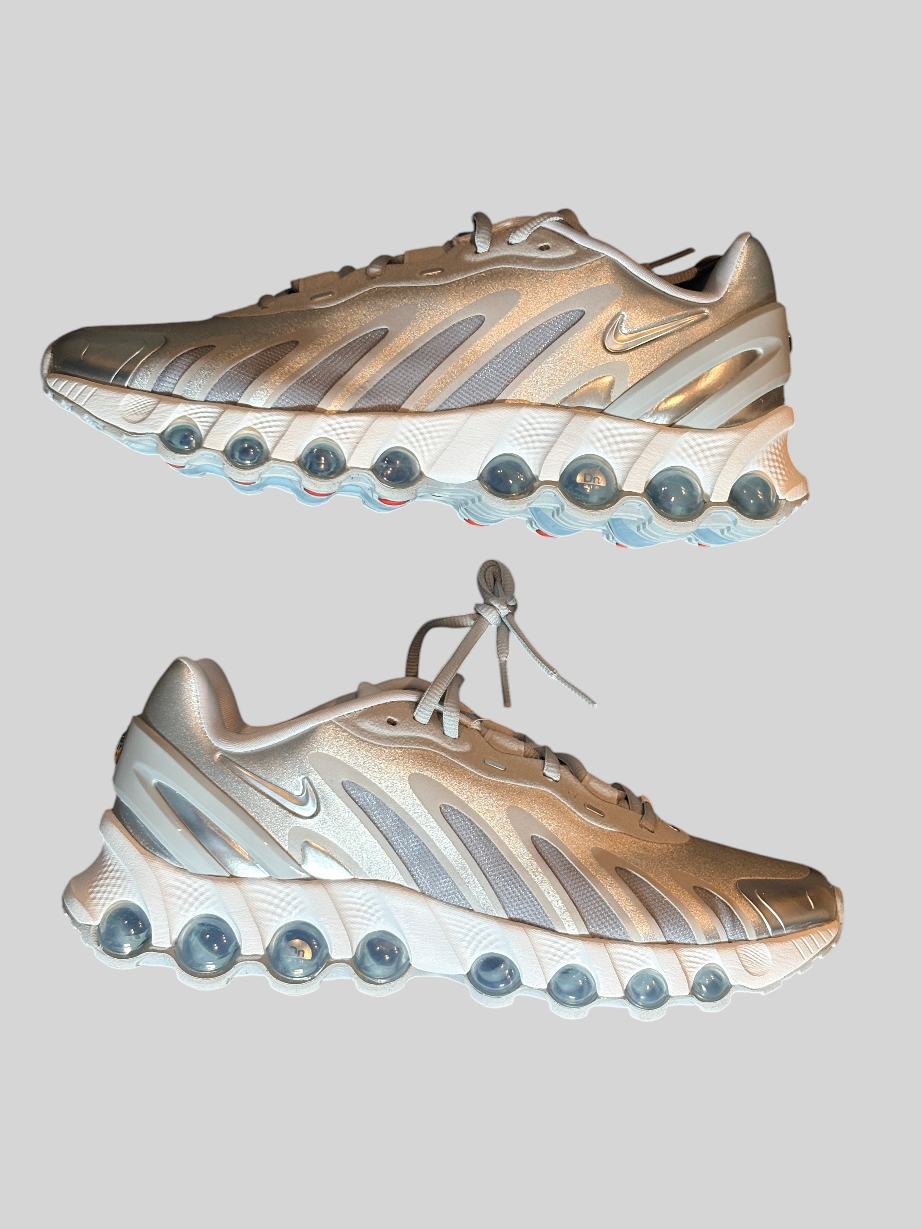 Nike Air Max Dn8 Wolf Grey Metallic Silver – Neuve avec étiquette NIKE